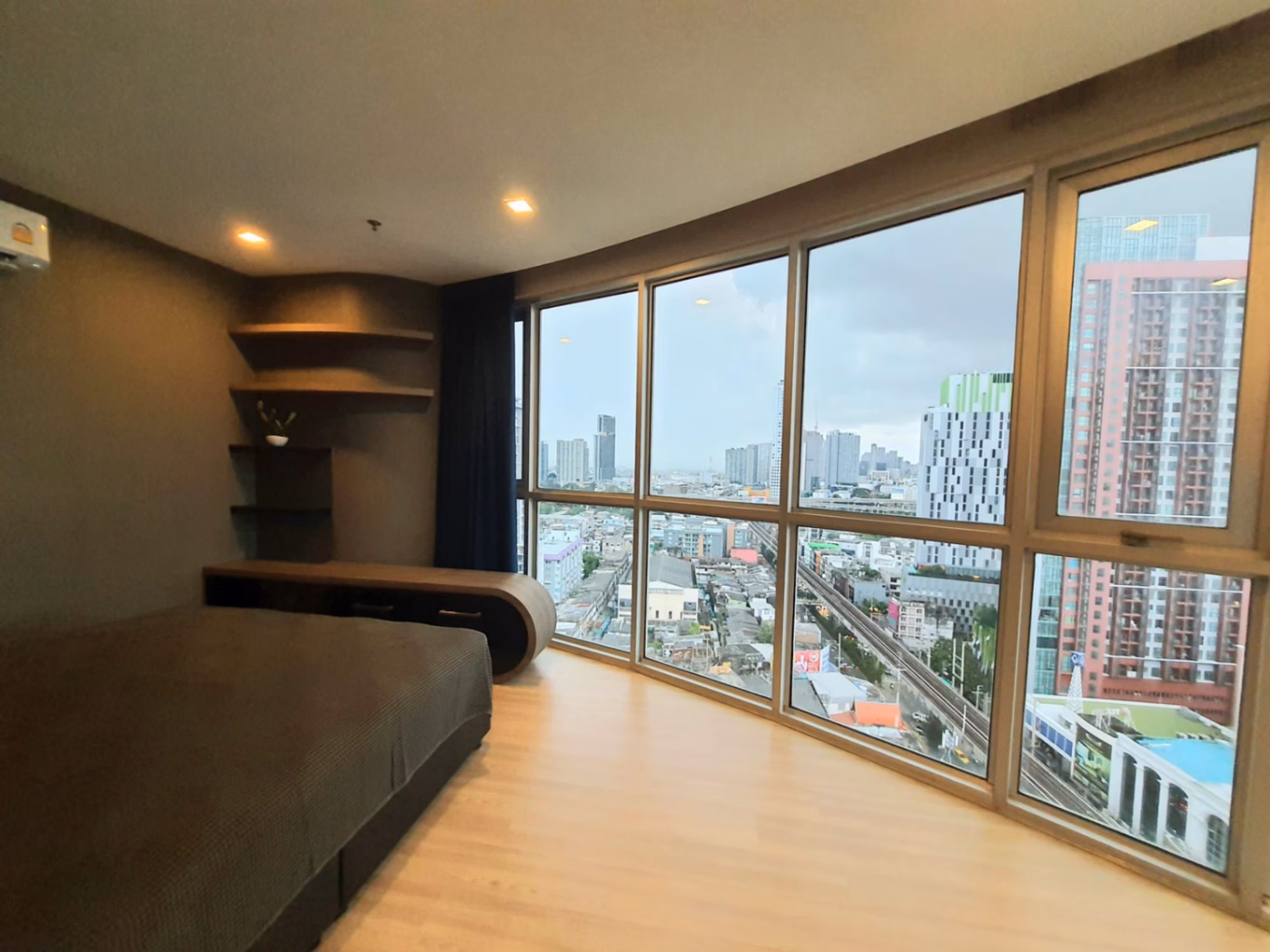 1 ห้องนอน คอนโด สำหรับ จำหน่าย ใน Watthana - Image 6