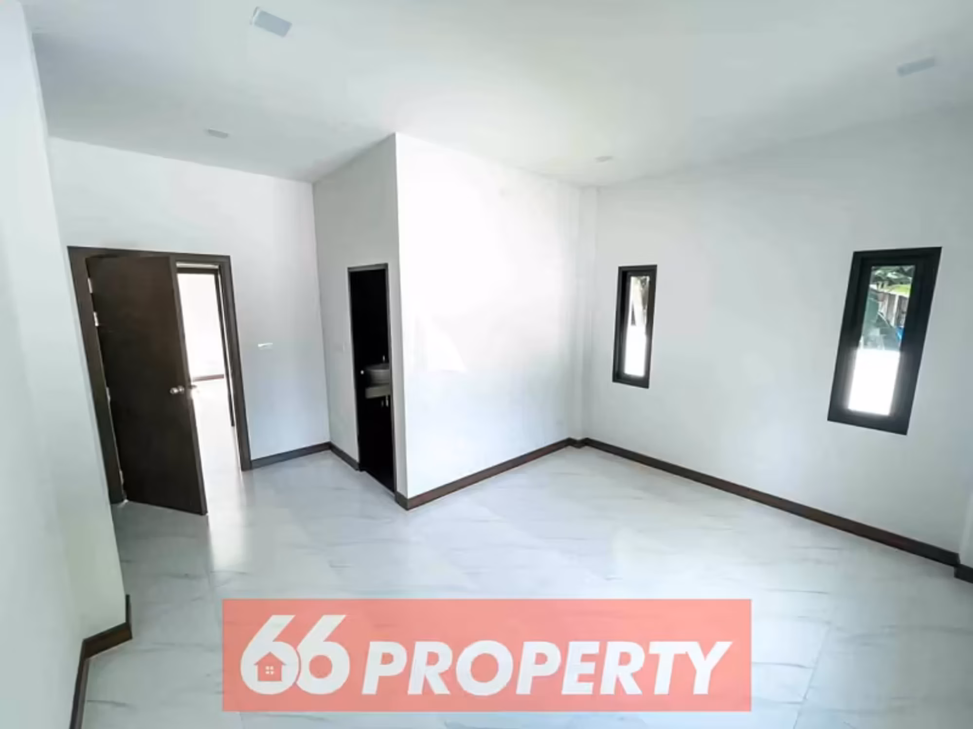 3 Bedroom House - Image 8