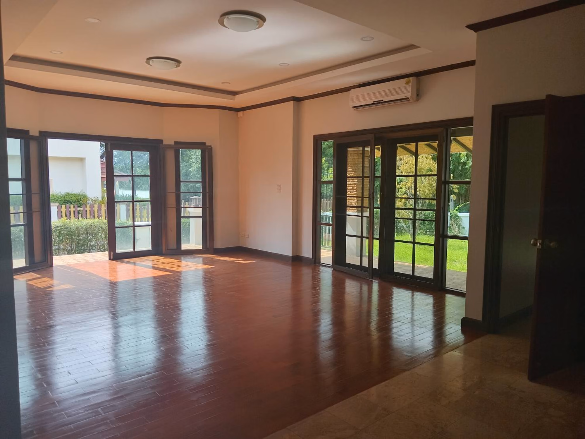 3 Bed House for Sale in San Kamphaeng District - Image 8