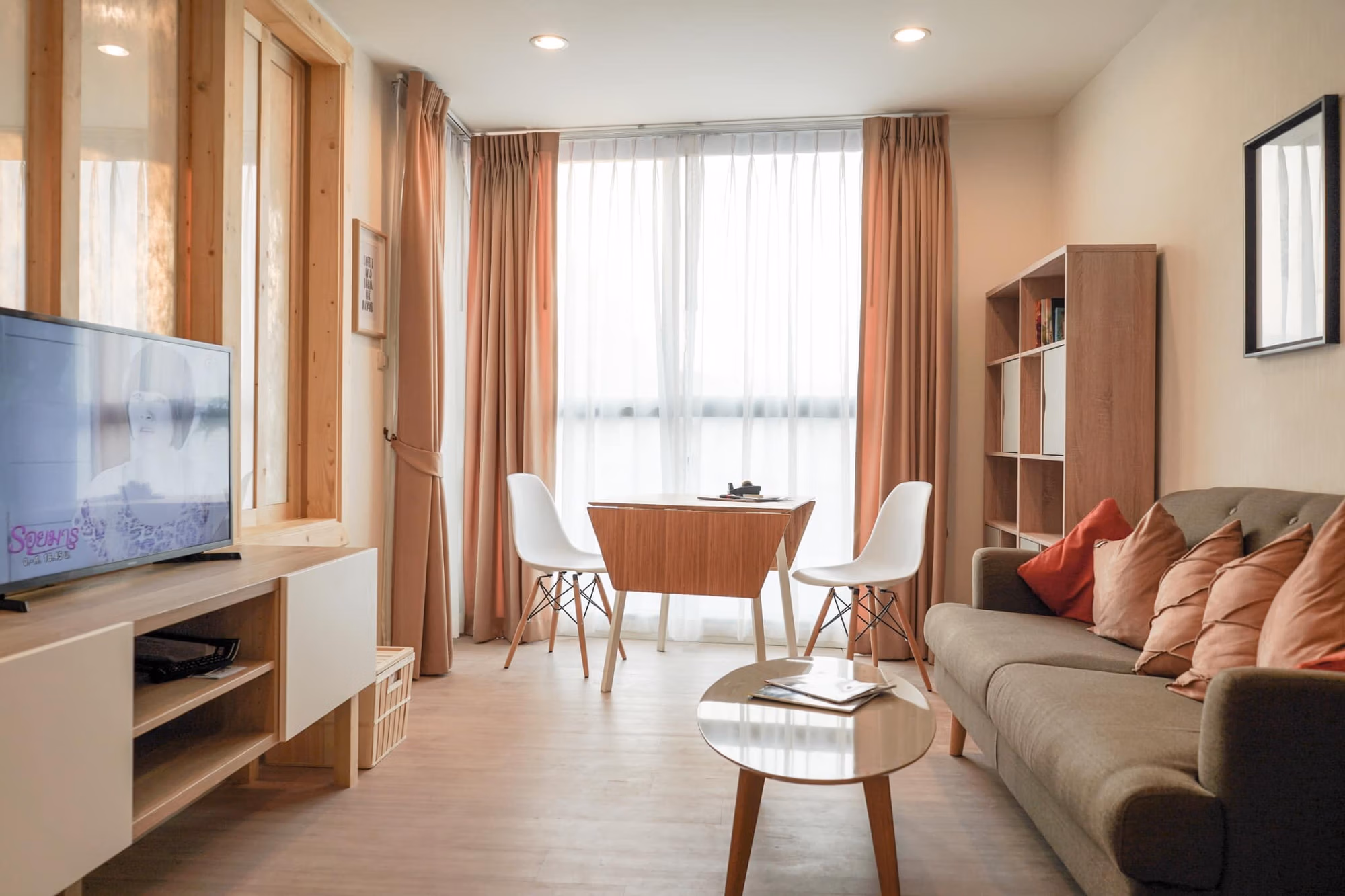 Condo - Image 1