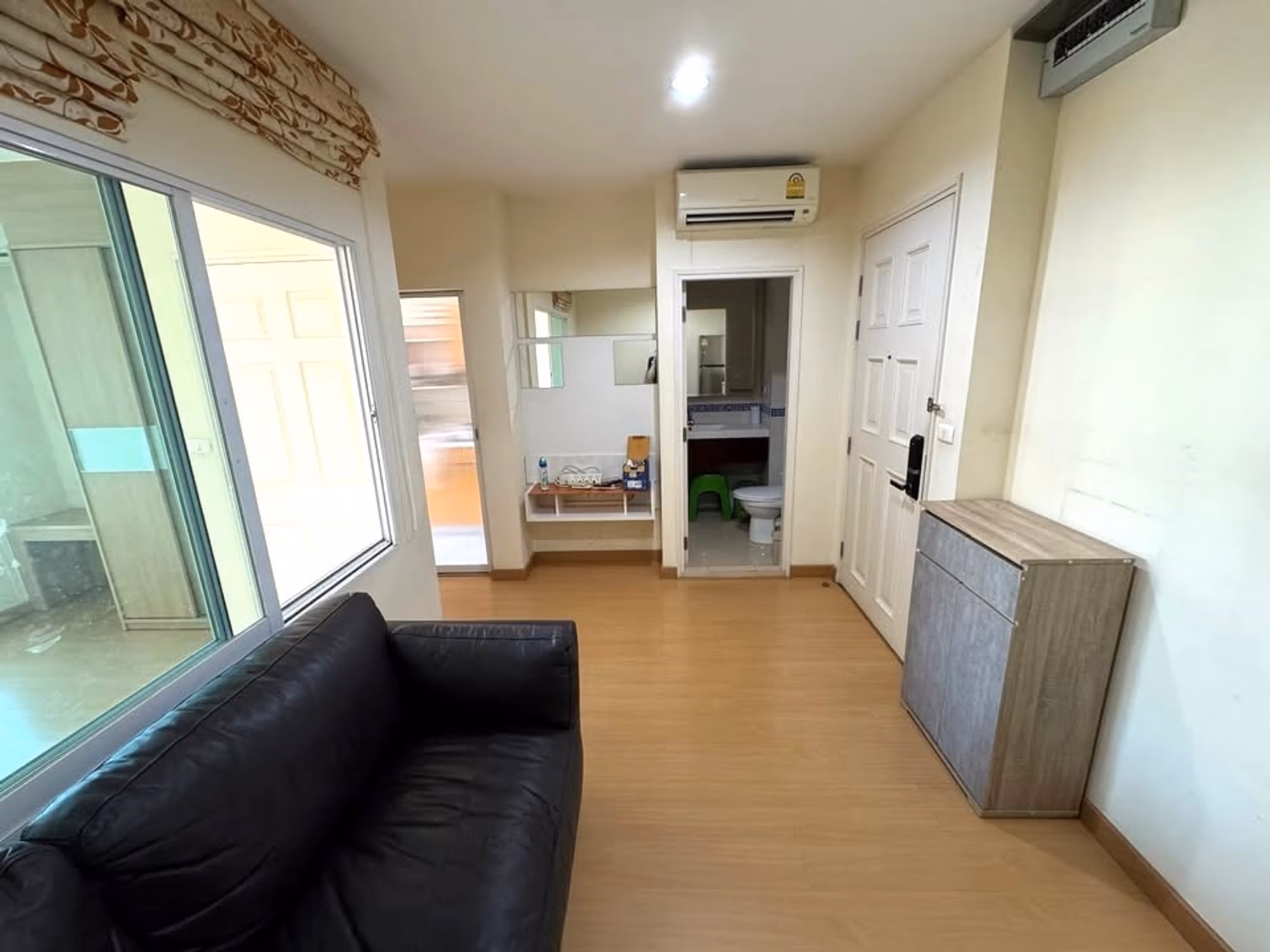 1 ห้องนอน คอนโด สำหรับ ขาย ใน Watthana - Image 2