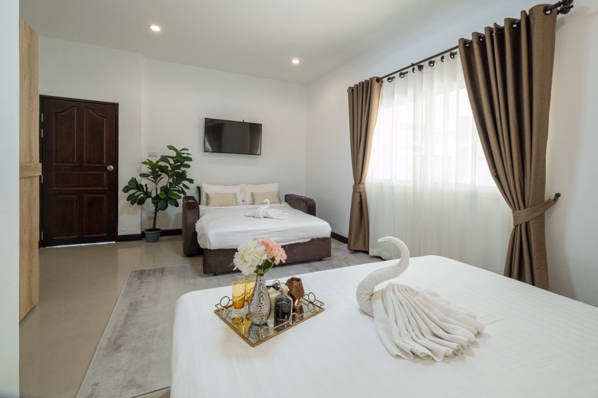 4 Bed House for Rent in Mueang Chiang Mai - Image 13