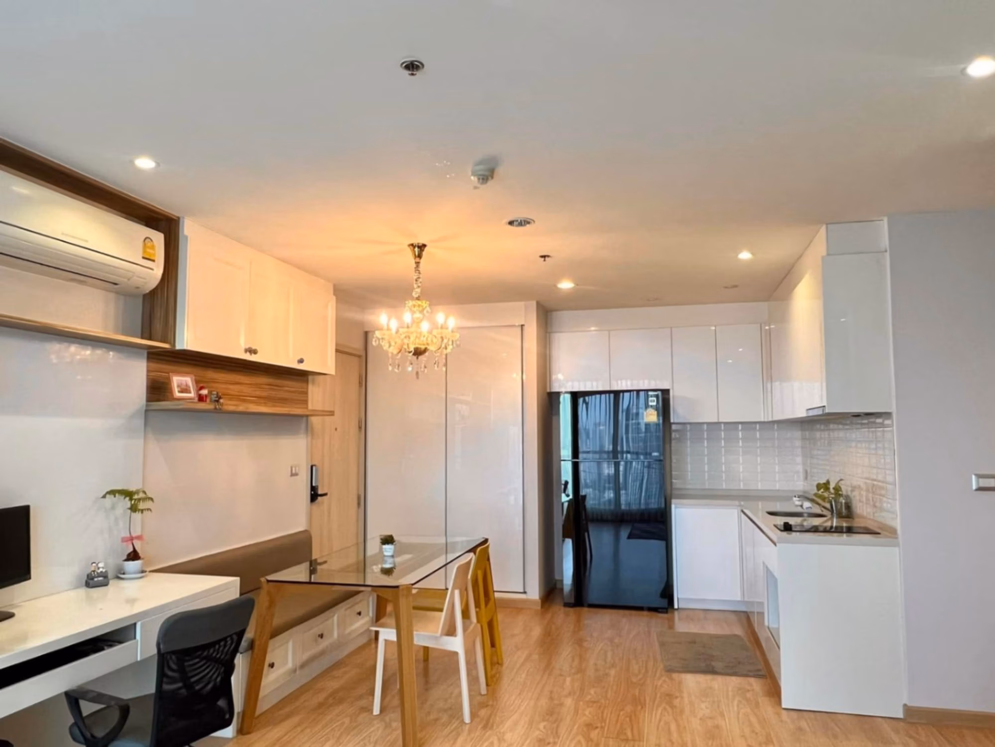 2 Bed Condo for Sale in Khlong Toei - Image 2