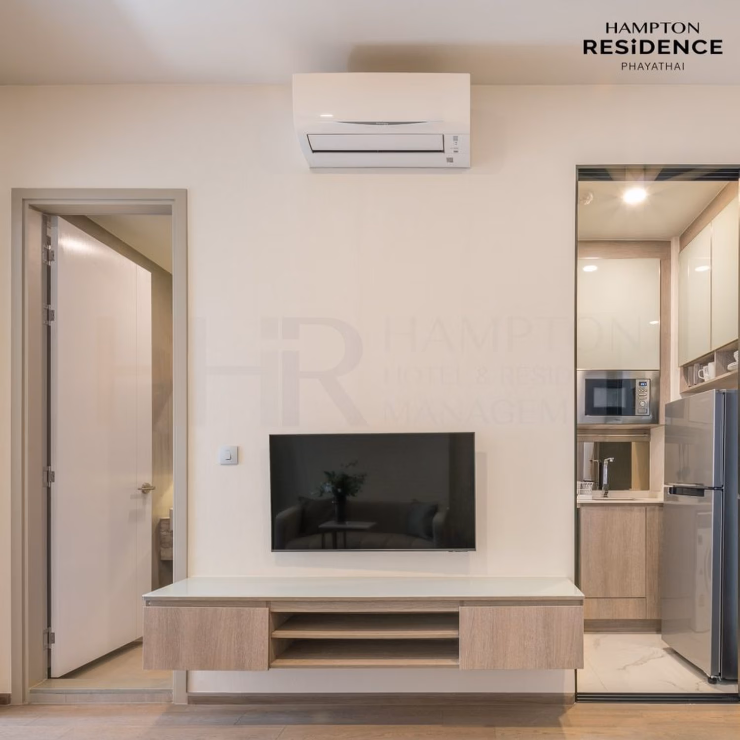 Condo - Image 2