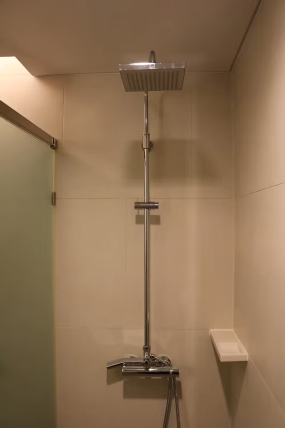 2 Bedroom Condo for Rent at The Lumpini 24 - Image 20