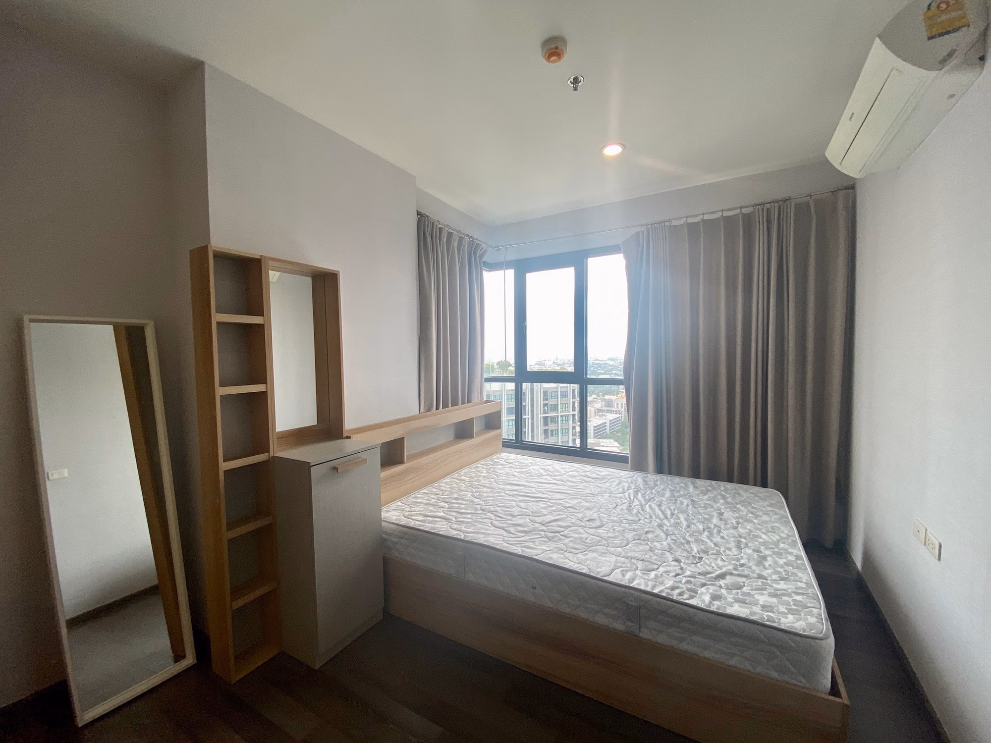 2 Bed Condo for Sale in Watthana - Image 10