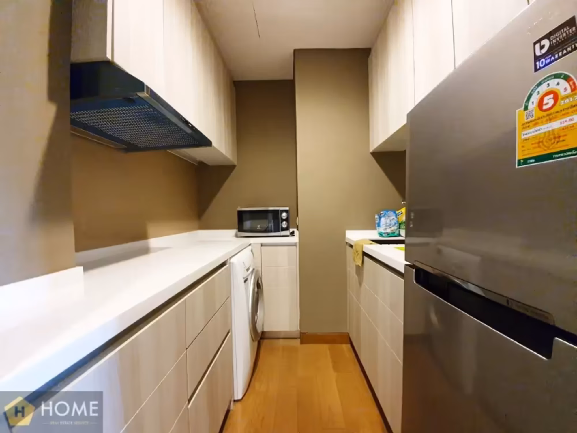 2 Bedroom Condo for Rent at The Lumpini 24 - Image 11
