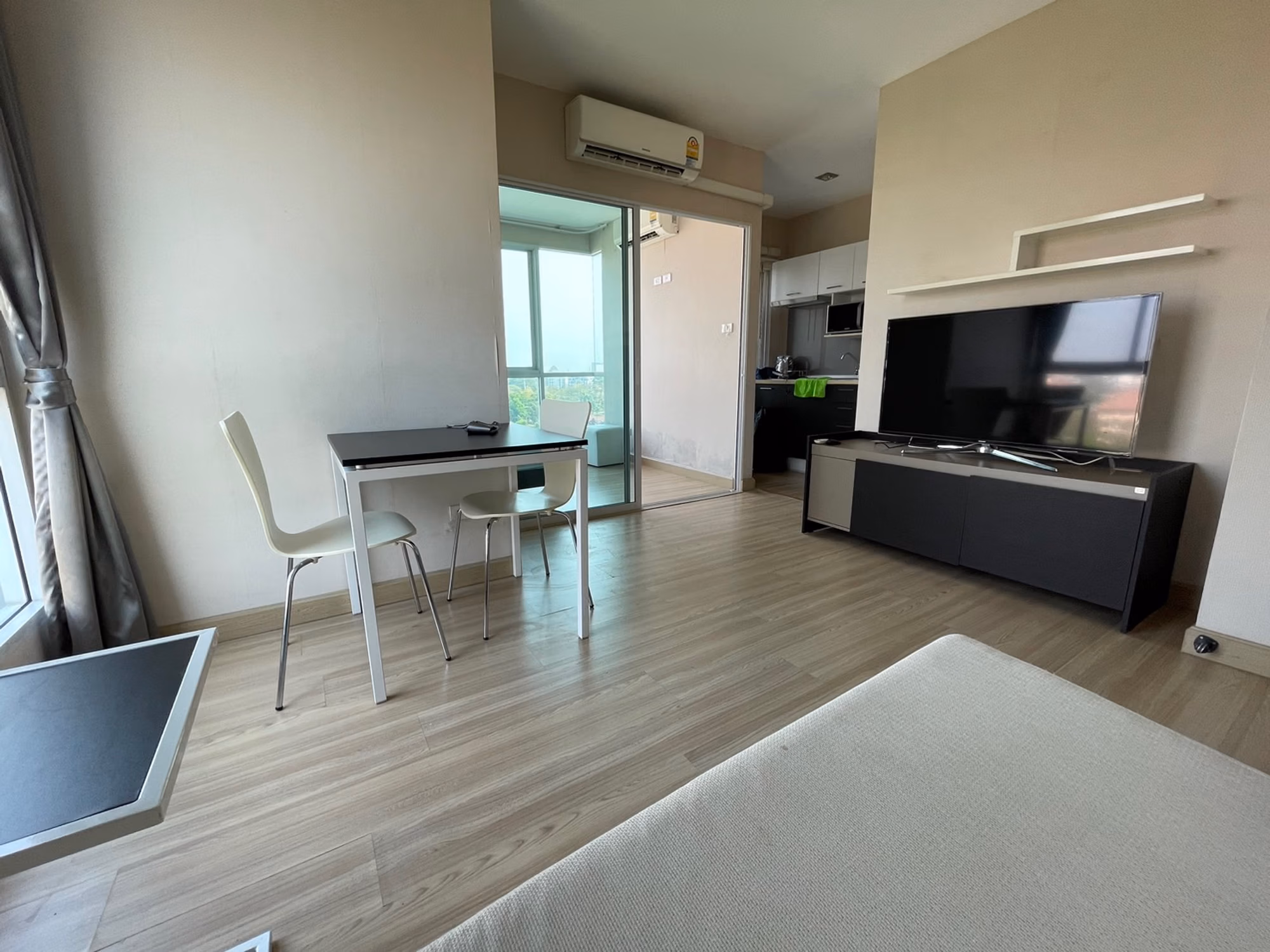Condo for Rent at One Plus 19 - Image 3