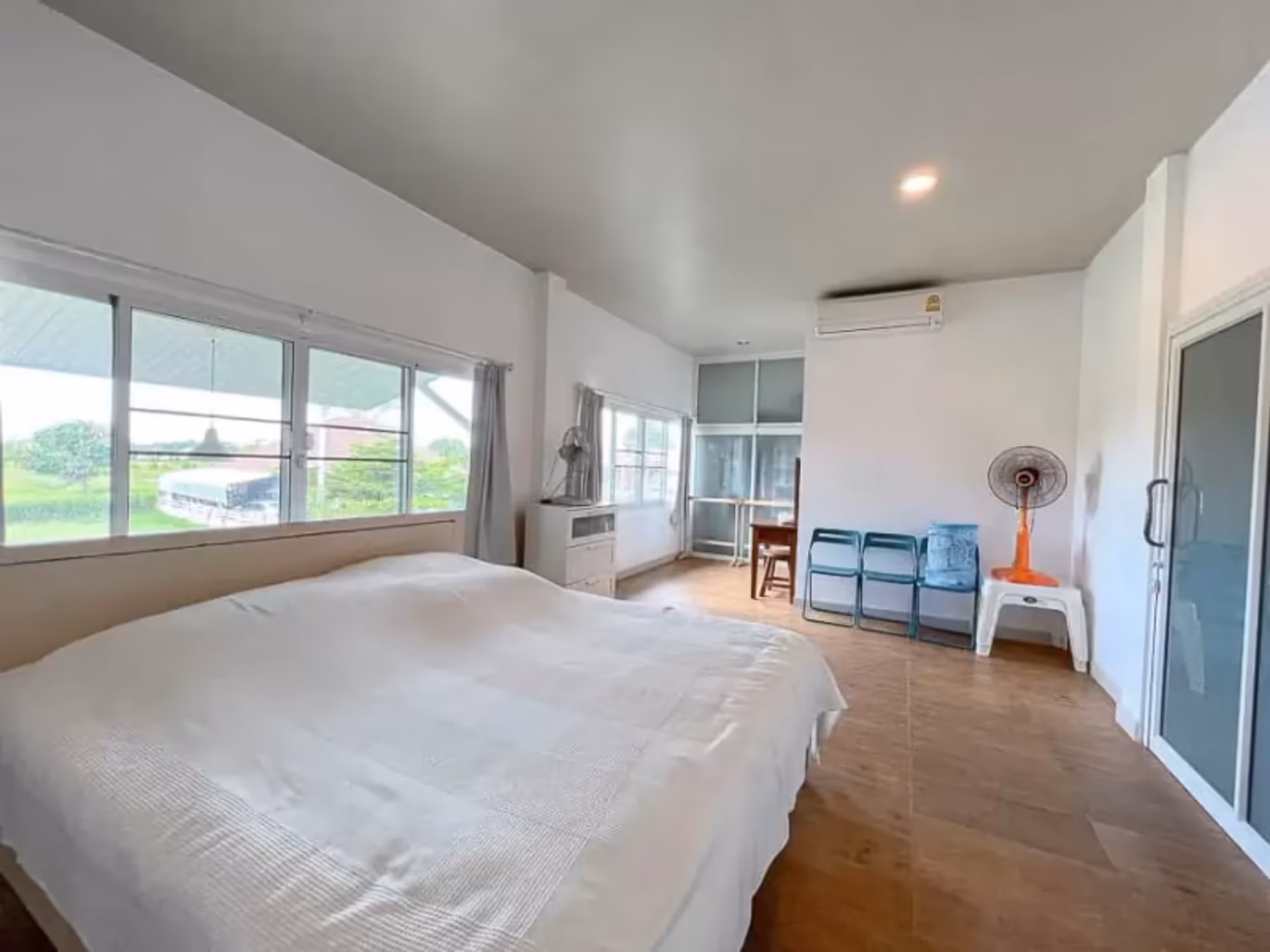 3 Bedroom House - Image 10