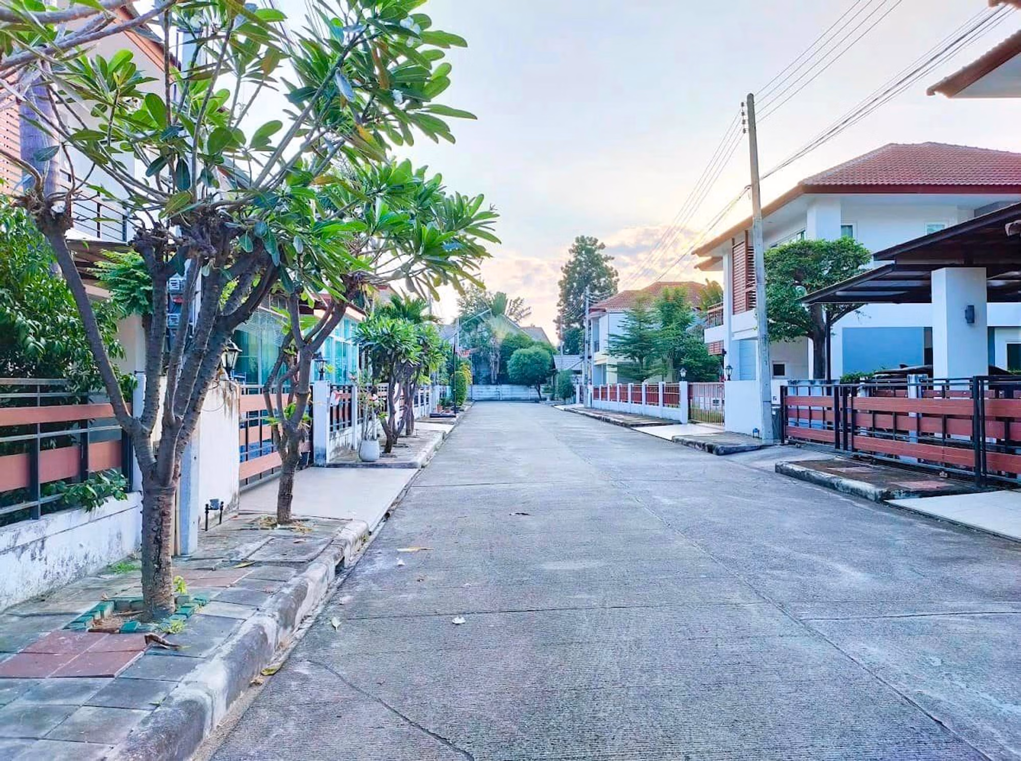 3 Bed House for Rent in Mueang Chiang Mai - Image 9