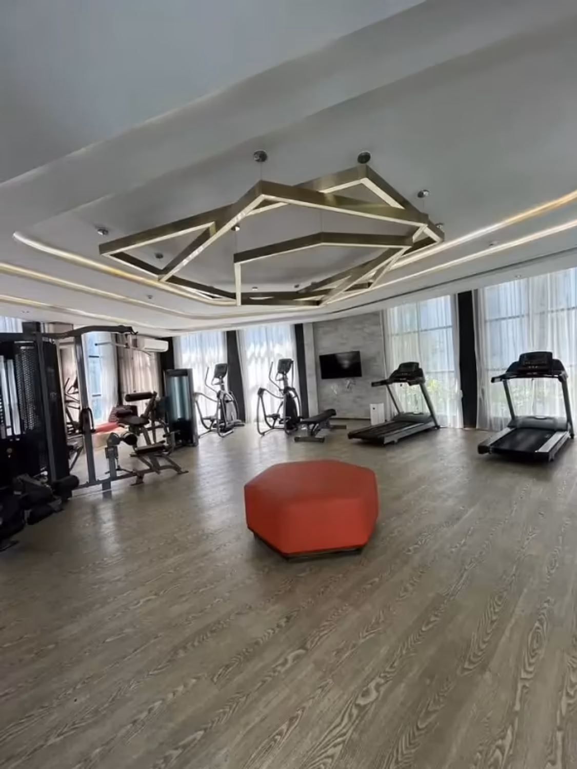 1 Bedroom Condo - Image 8