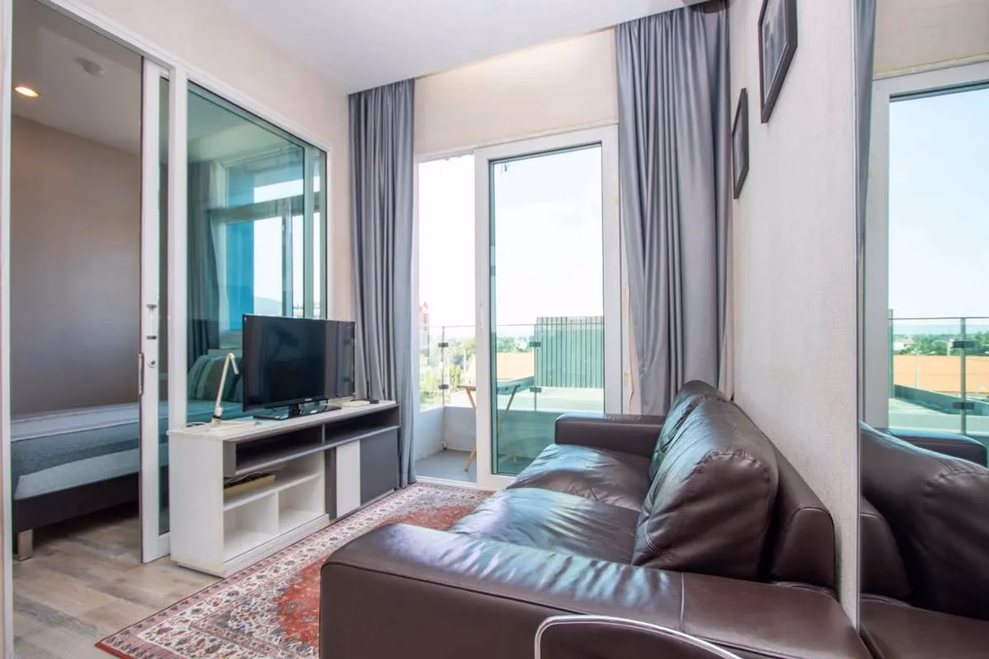 Condo - Image 1
