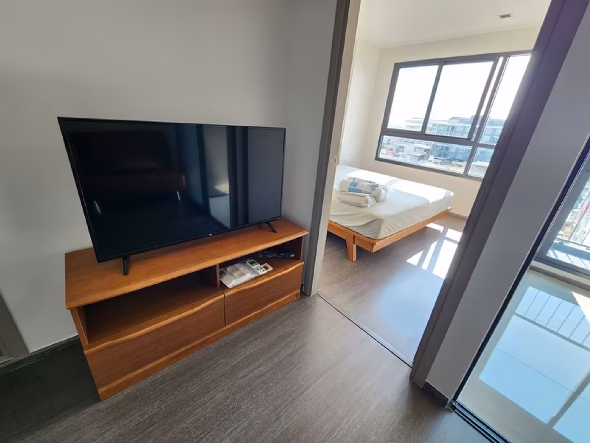 1 Bedroom Condo - Image 4