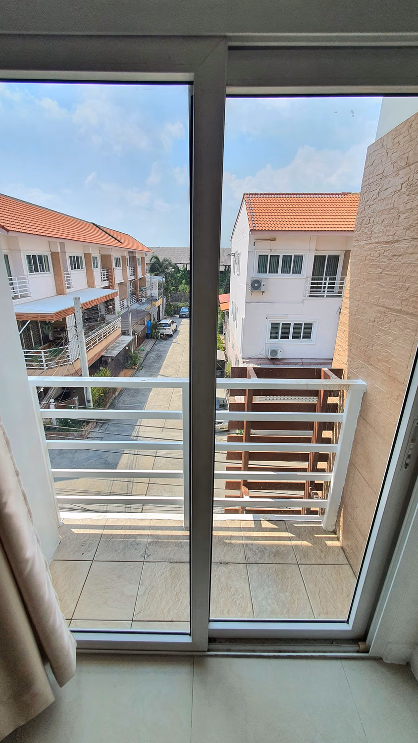 4 ห้องนอน Townhouse สำหรับ จำหน่าย ใน ดอนเมือง - Image 13