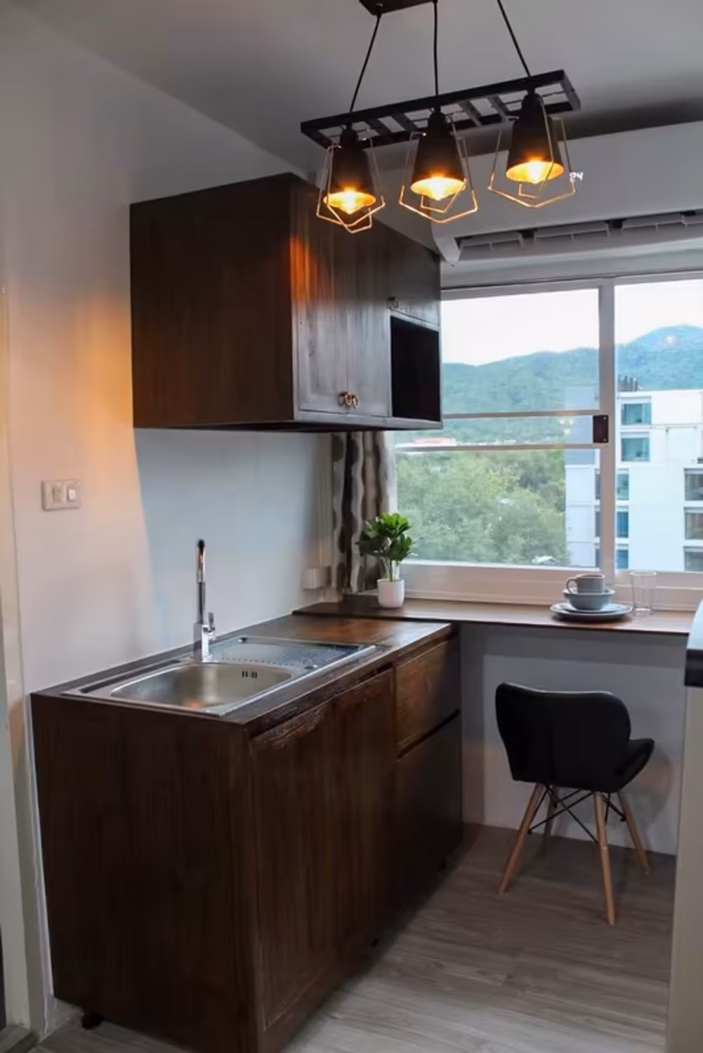 Condo - Image 8