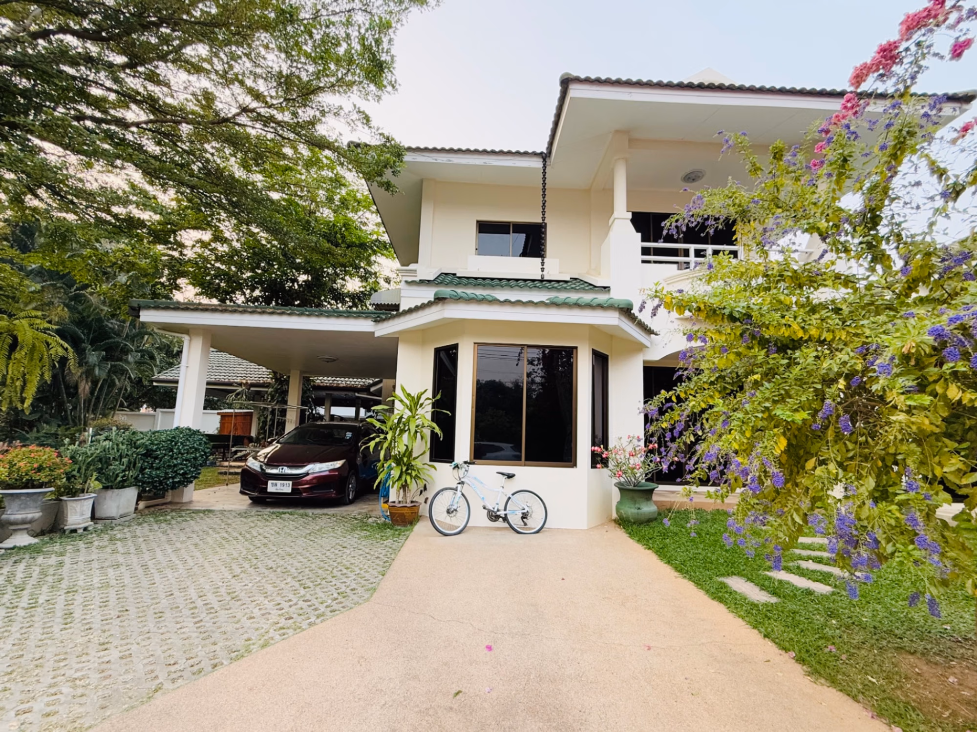 3 Bed House for Rent in Hang Dong - Image 2