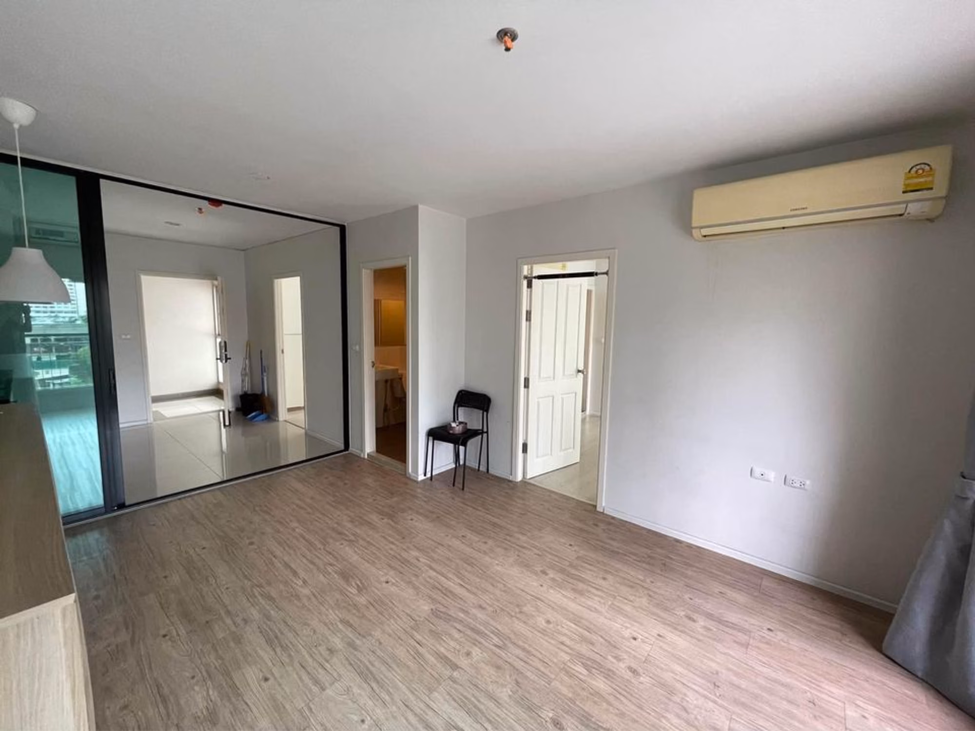 2 ห้องนอน Condo สำหรับ ขาย ใน ห้วยขวาง - Image 1