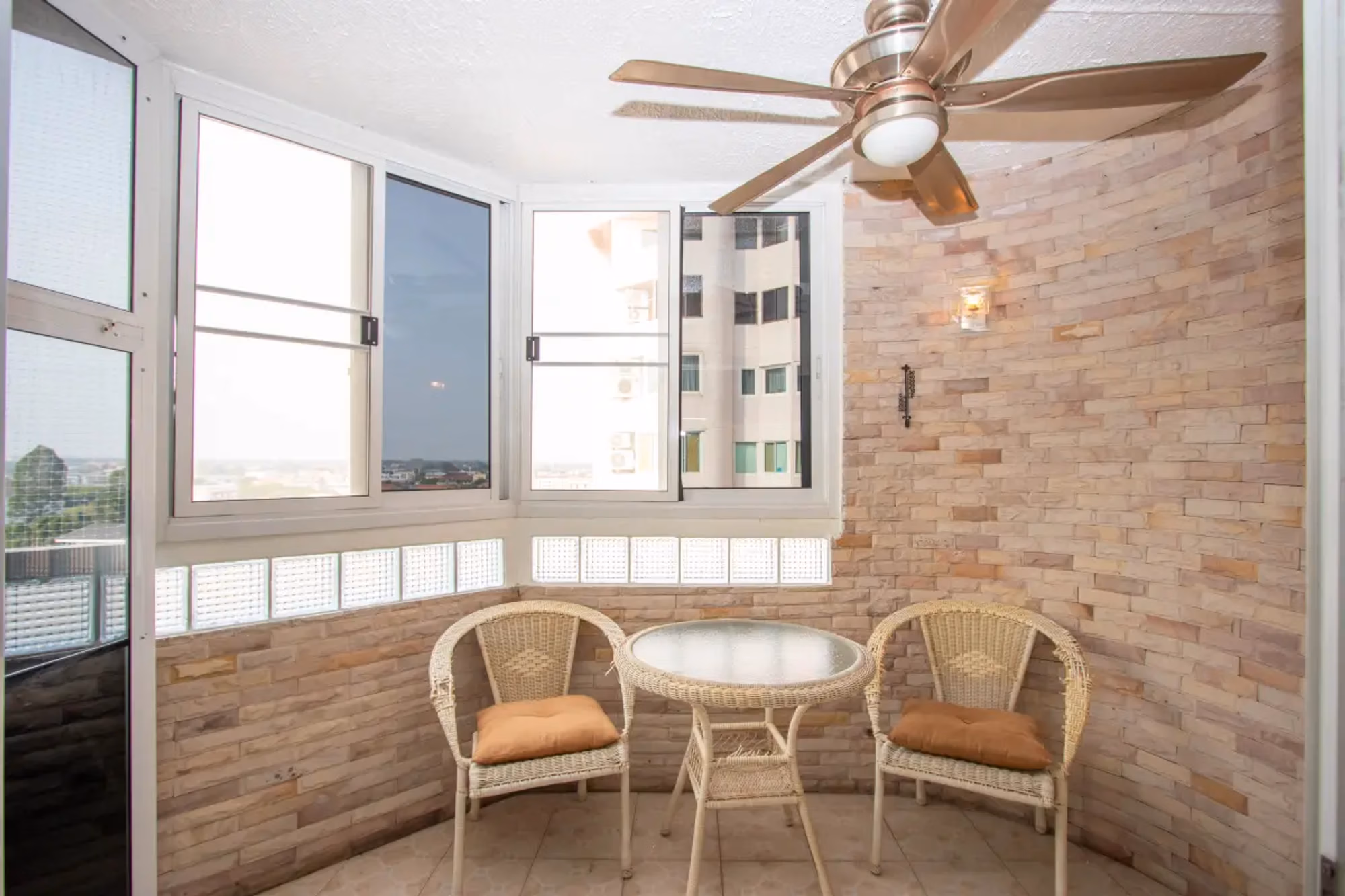 Nakornping Condo - Image 3