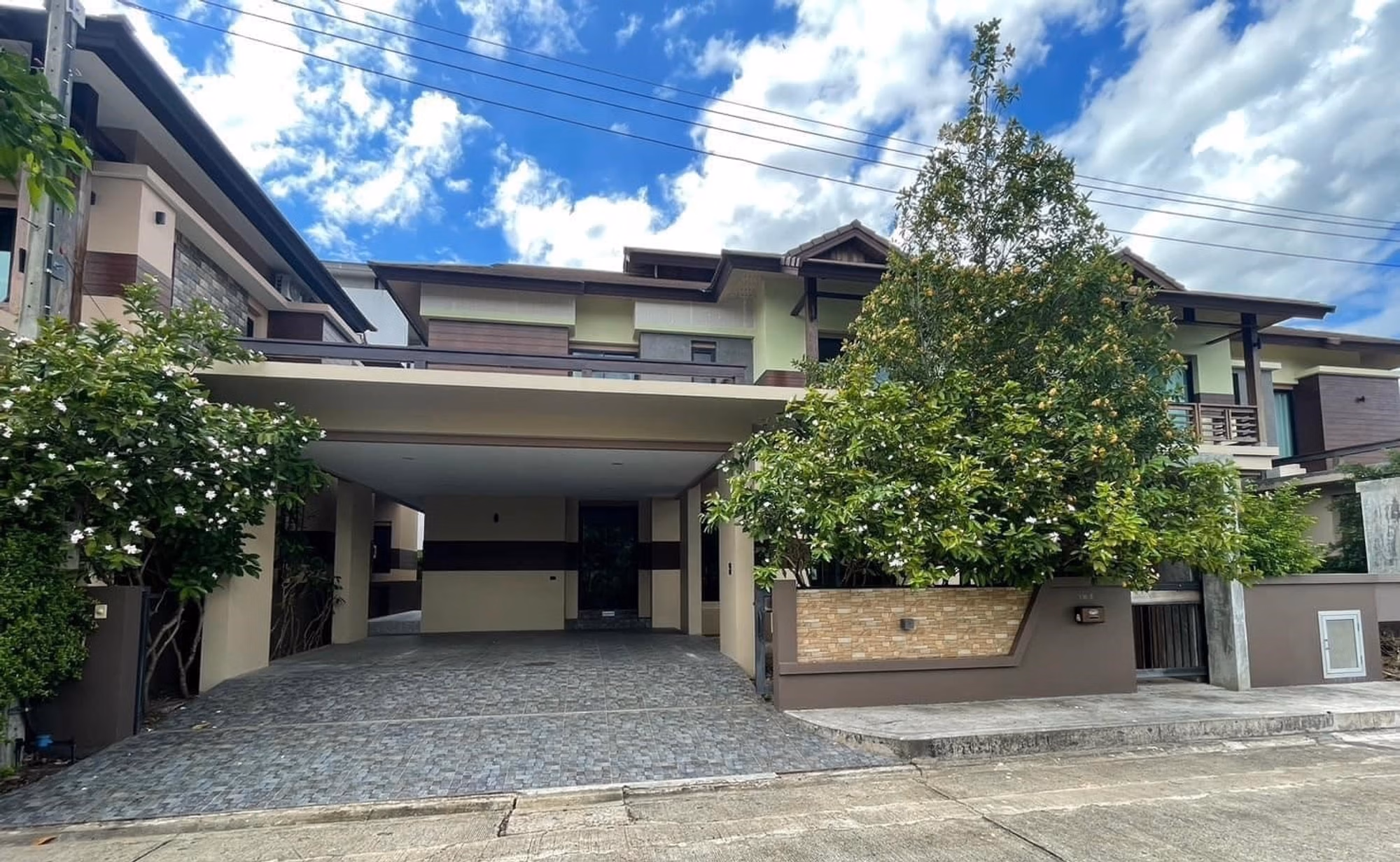 4 Bed House for Sale in อำเภอสันทราย - Image 1