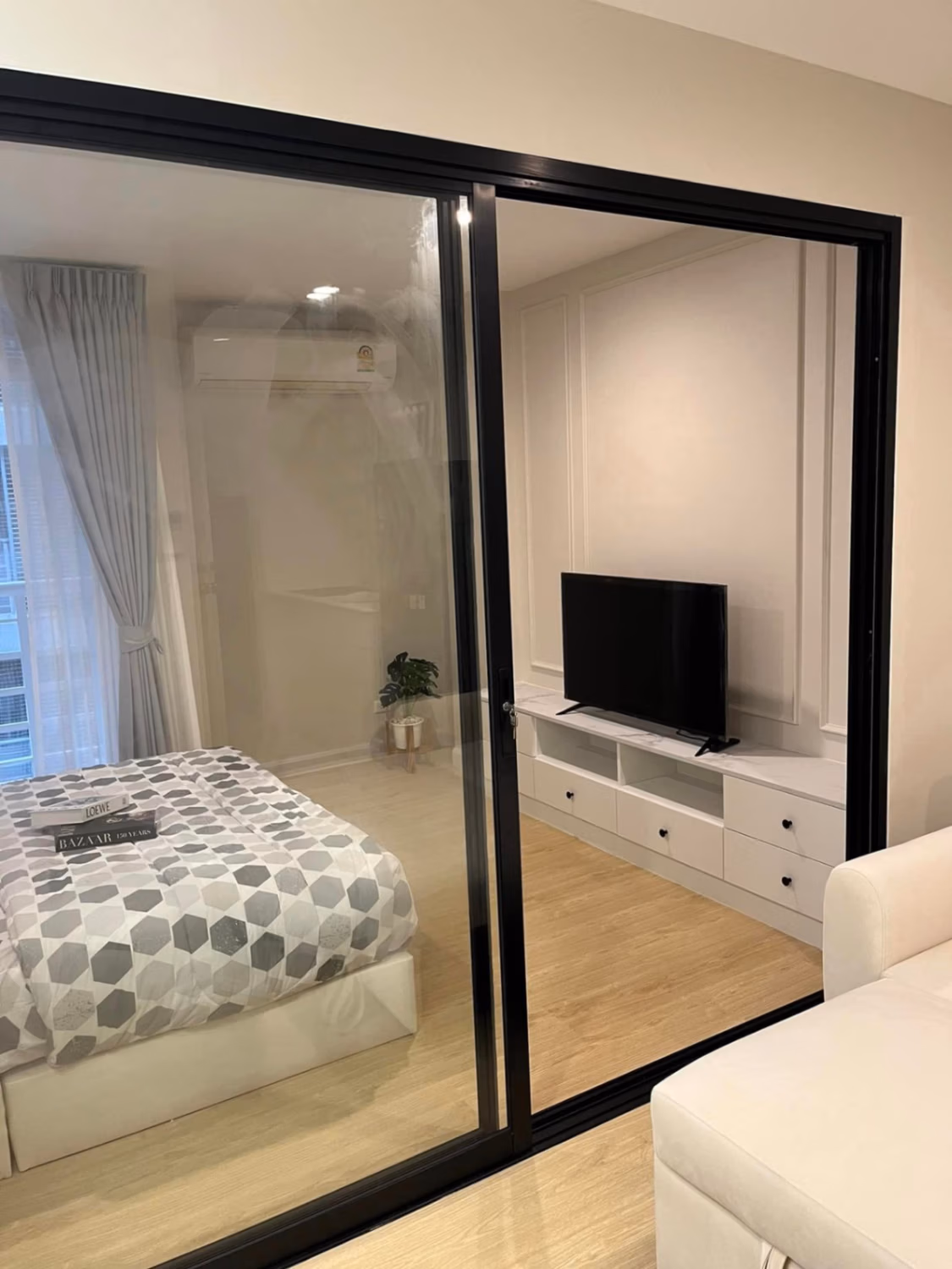 1 Bed Condo for Rent in Khlong Toei - Image 3