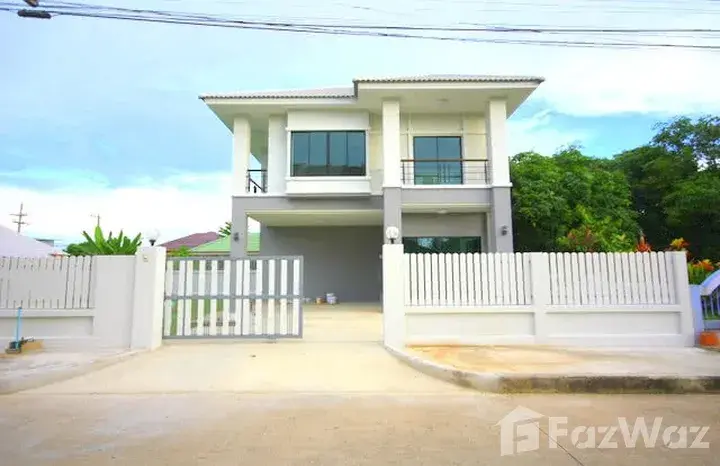 2 Bedroom House - Image 18