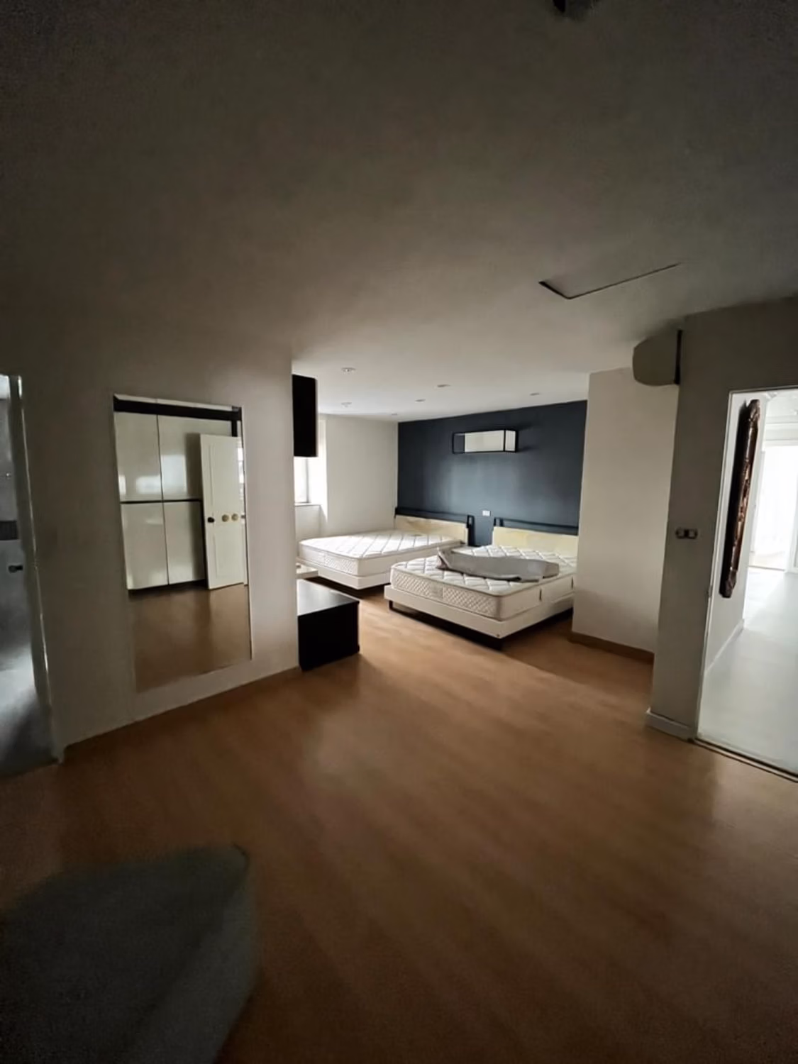 Condo - Image 3