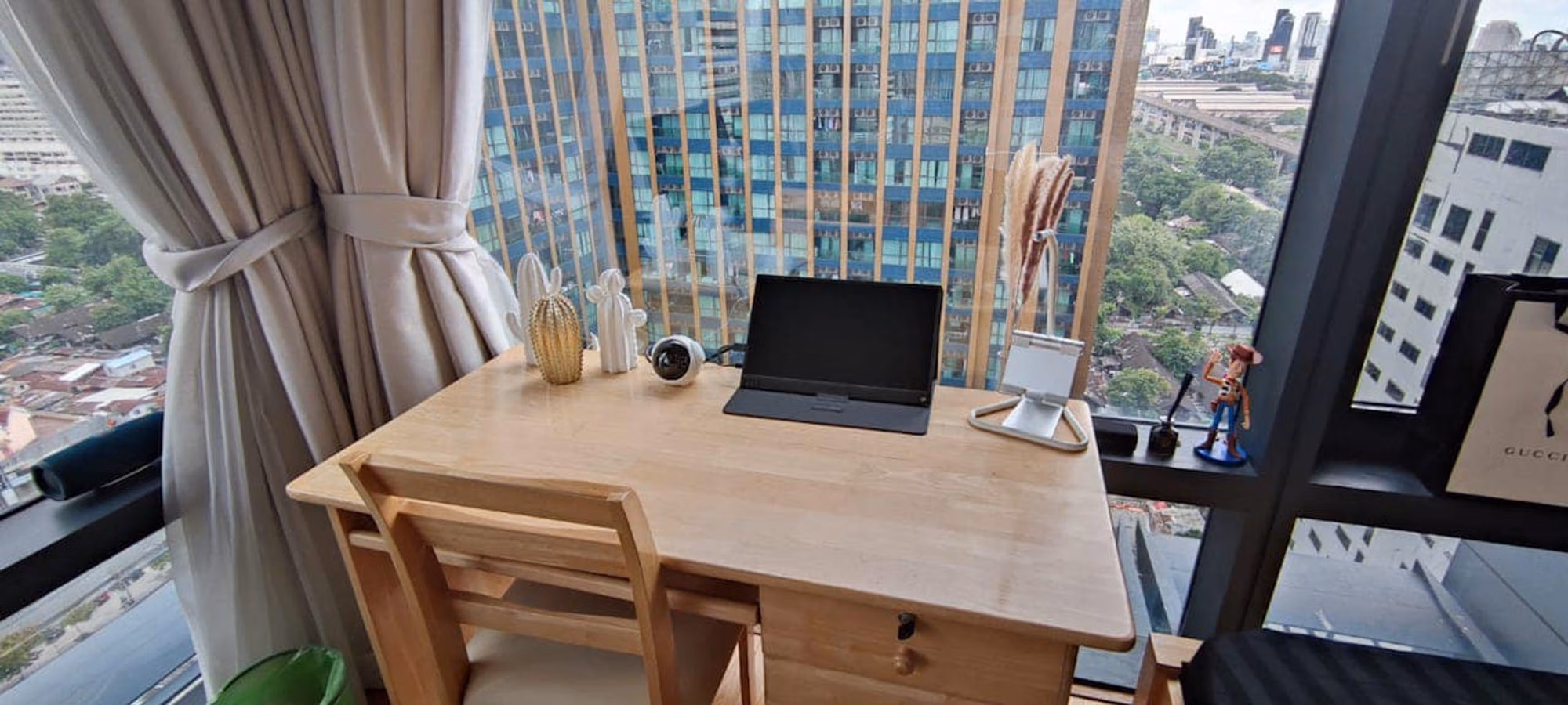 Condo - Image 8