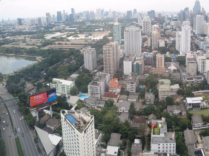 Khlong Toei