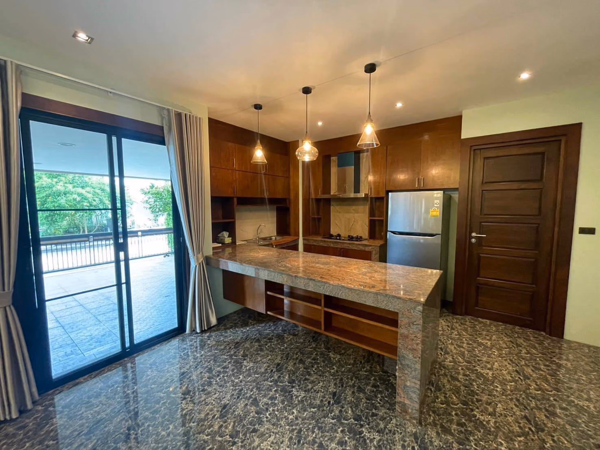 4 Bed House for Sale in อำเภอสันทราย - Image 4