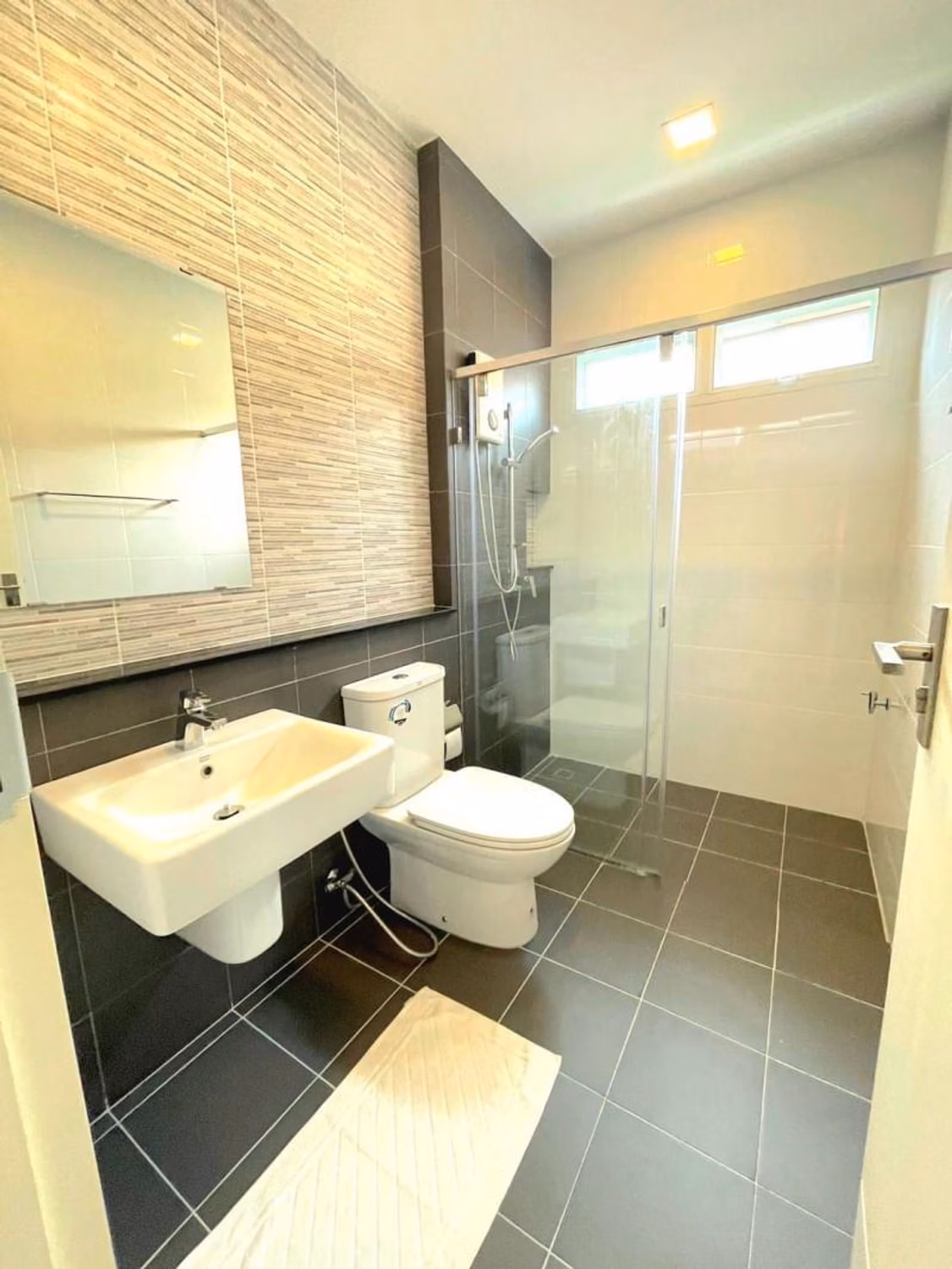 4 Bed House for Sale in San Sai - Image 12
