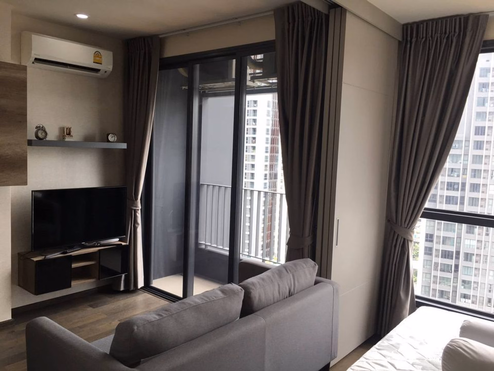 undefined ห้องนอน Condo สำหรับ จำหน่าย ใน Ratchathewi - Image 1