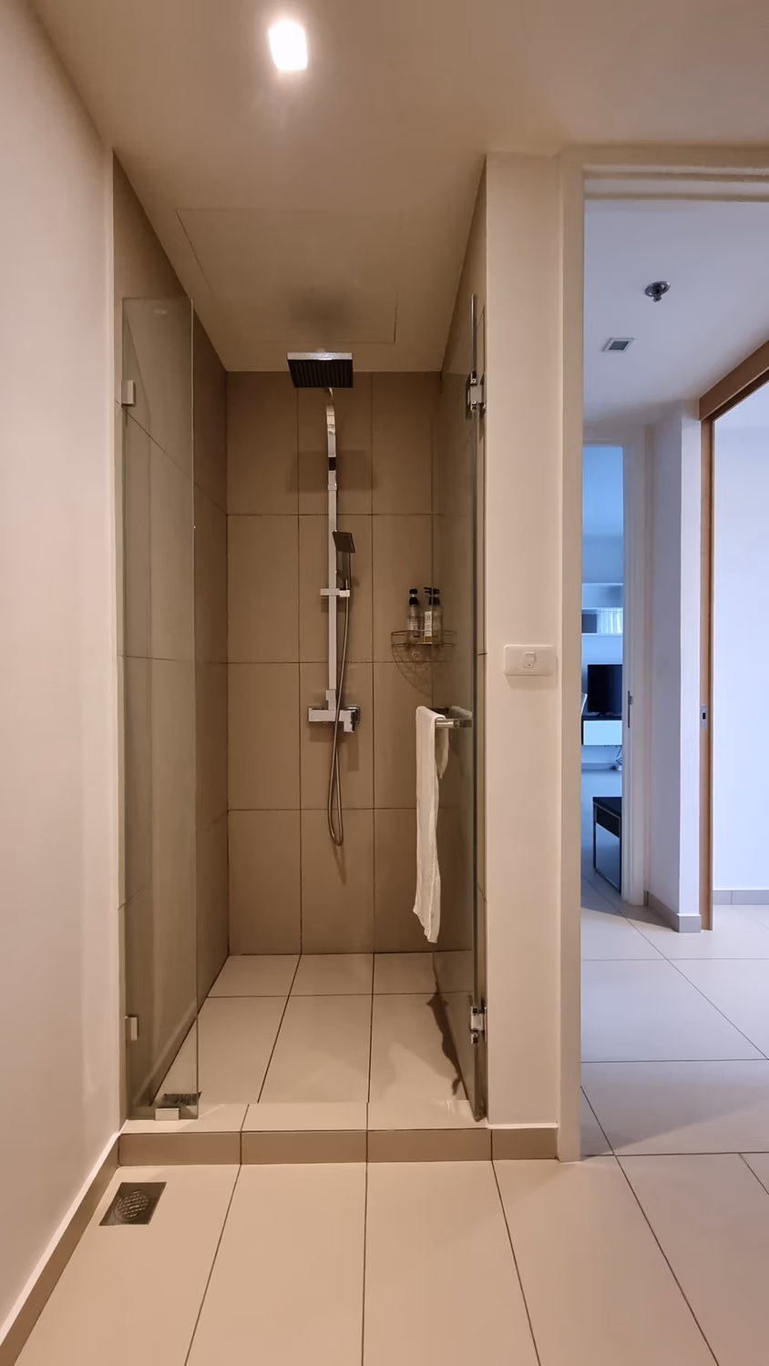 1 Bed Condo for Rent  Near Ekkamai BTS - Image 5