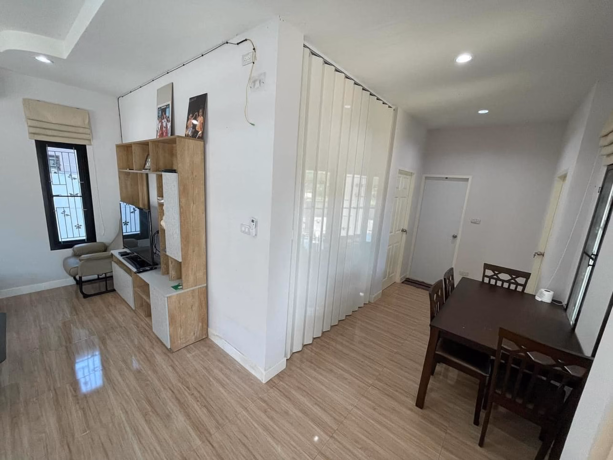Detached House - Image 3