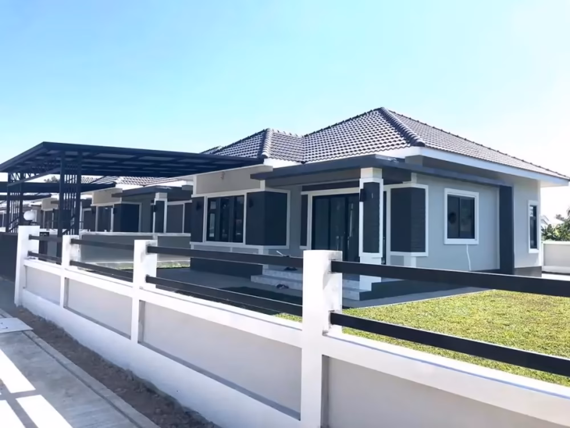 3 Bedroom House - Image 7