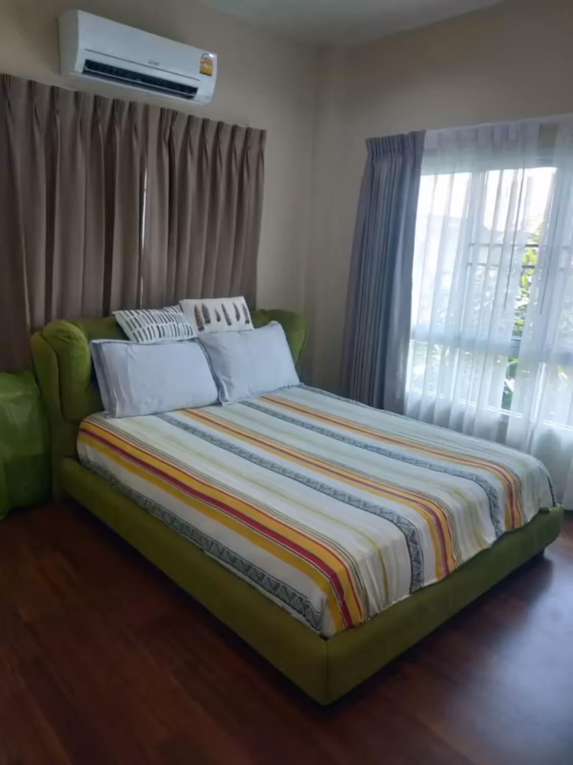 4 Bedroom House - Image 10