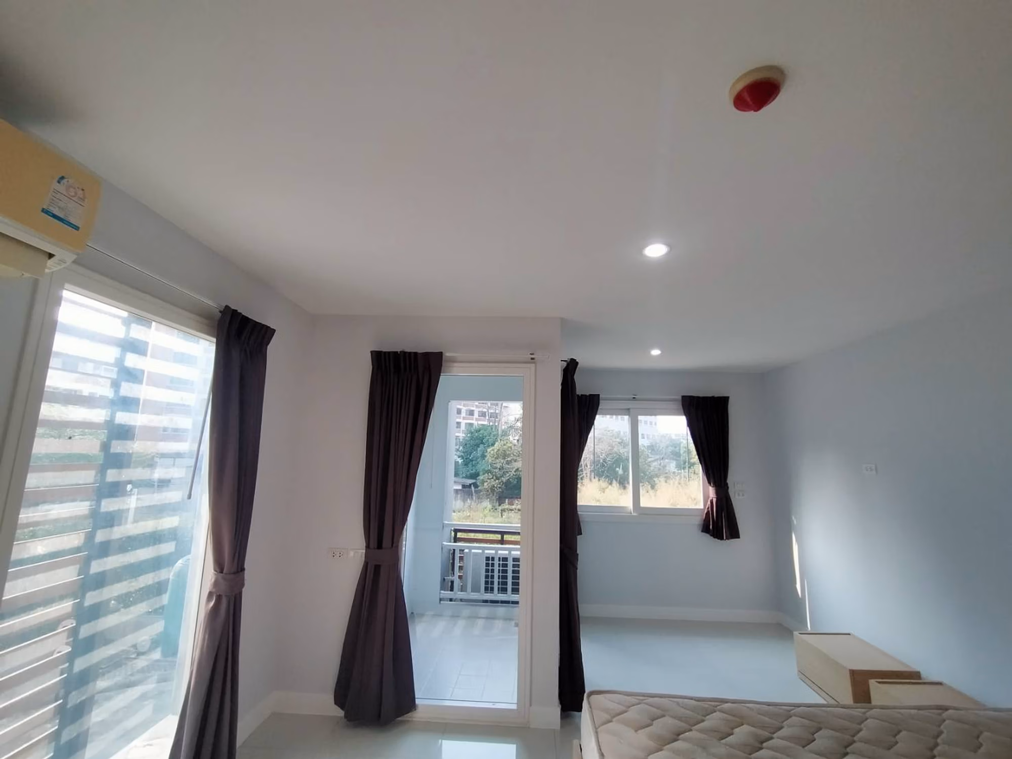 2 Bed Condo for Rent and Sale in Mueang Chiang Mai - Image 7