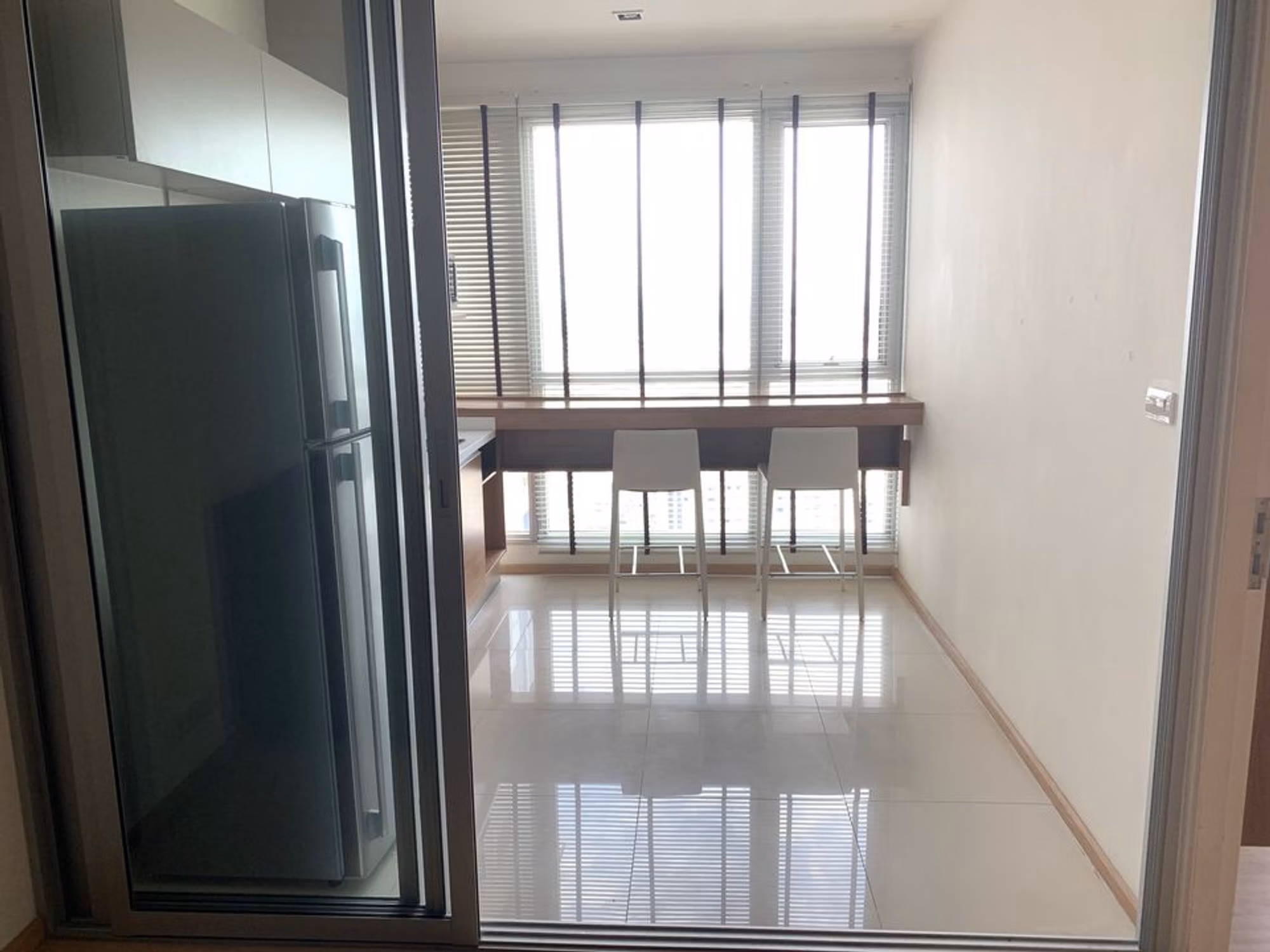1 Bed Condo for Rent in Khlong Toei - Image 3