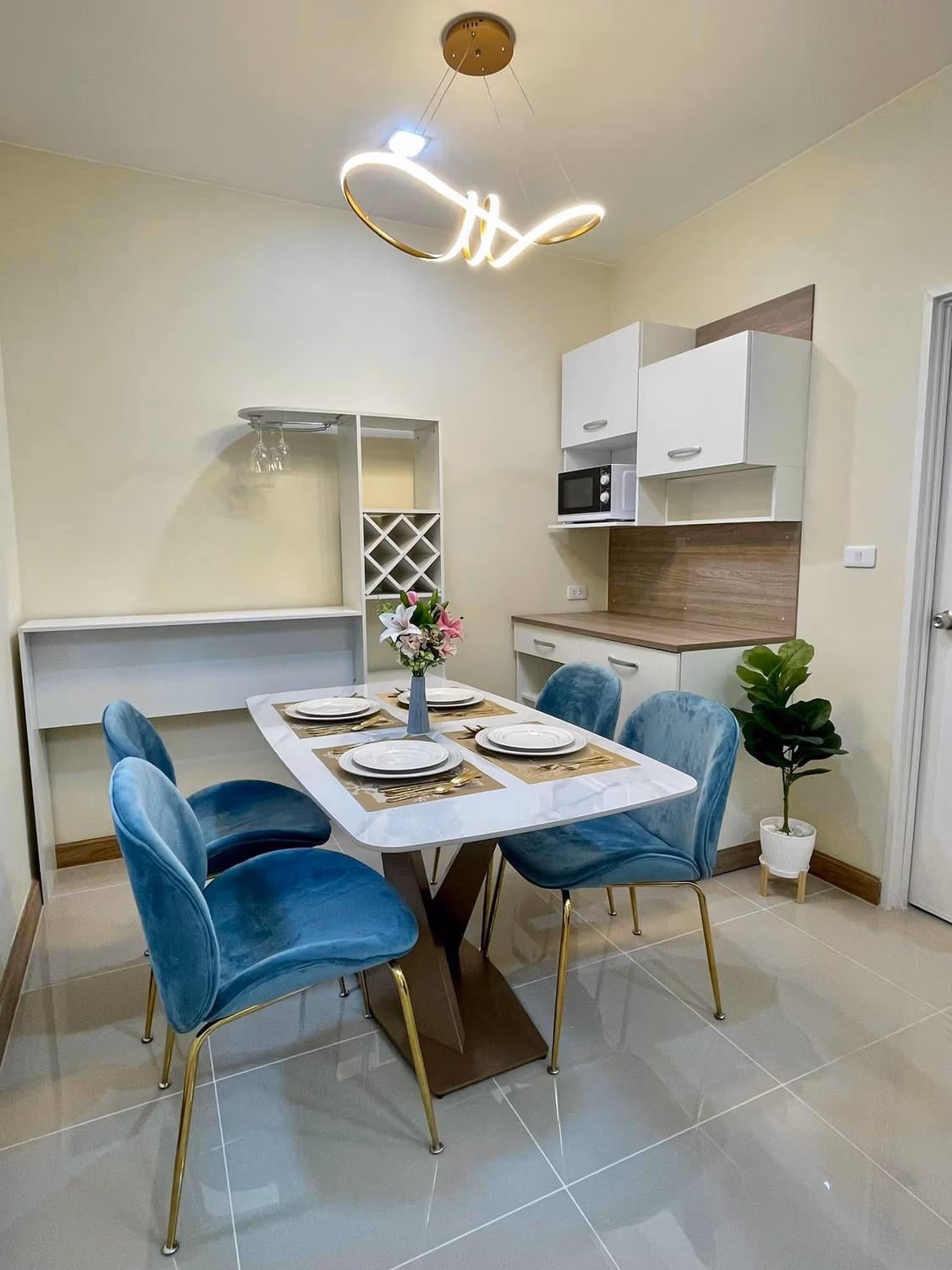 2 Bed Townhouse for Rent in Mueang Chiang Mai - Image 3