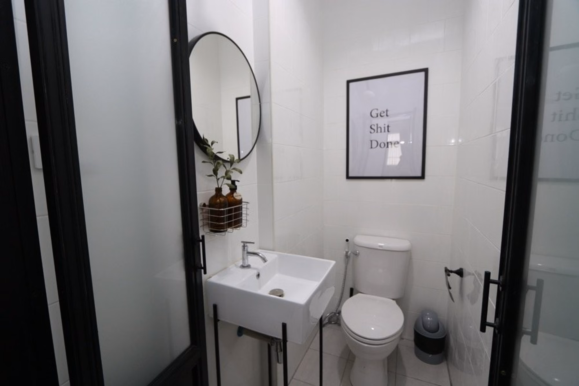 Detached House - Image 7