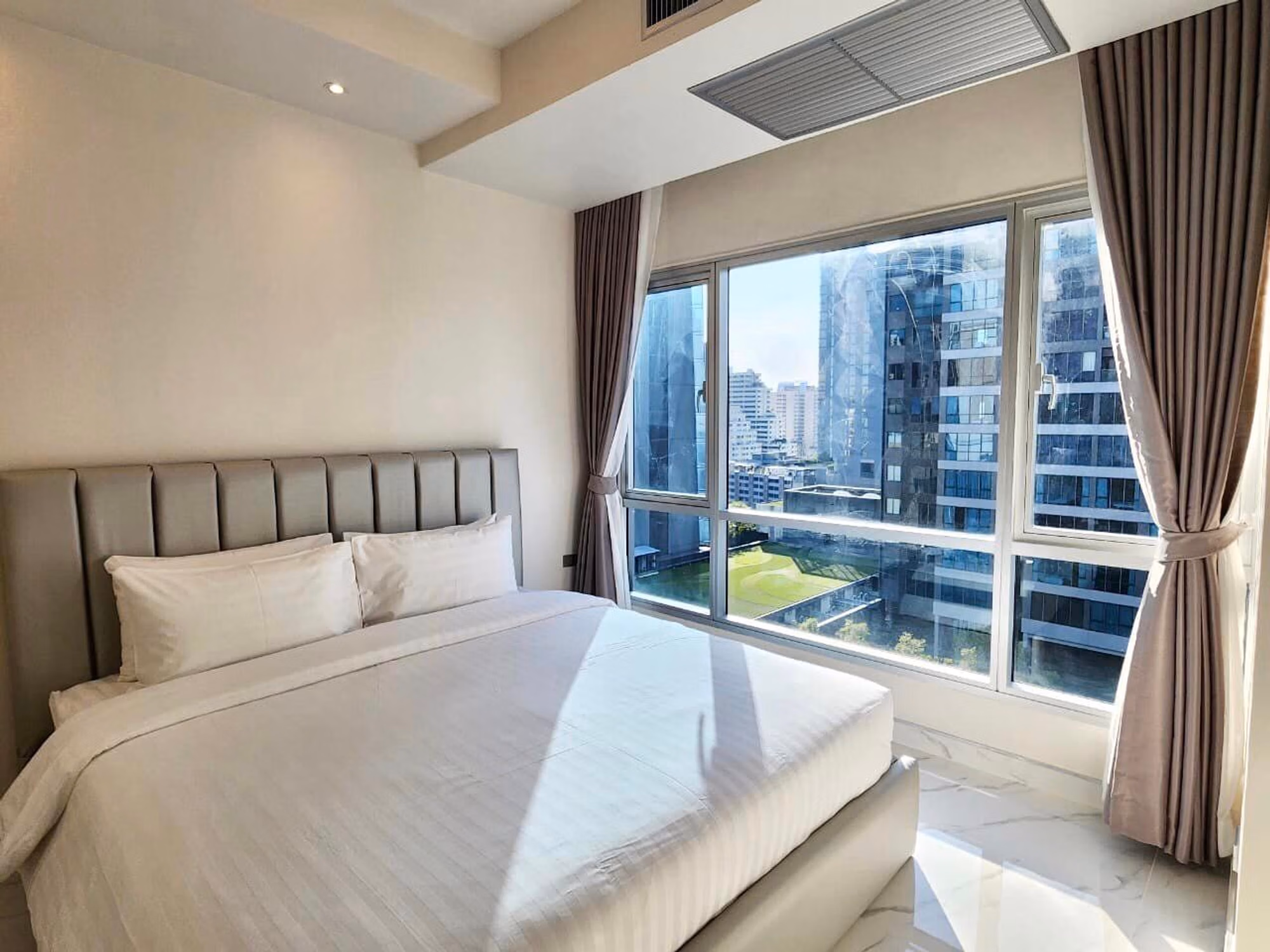 Condo for Rent at Trendy Condominium Sukhumvit 13 - Image 17