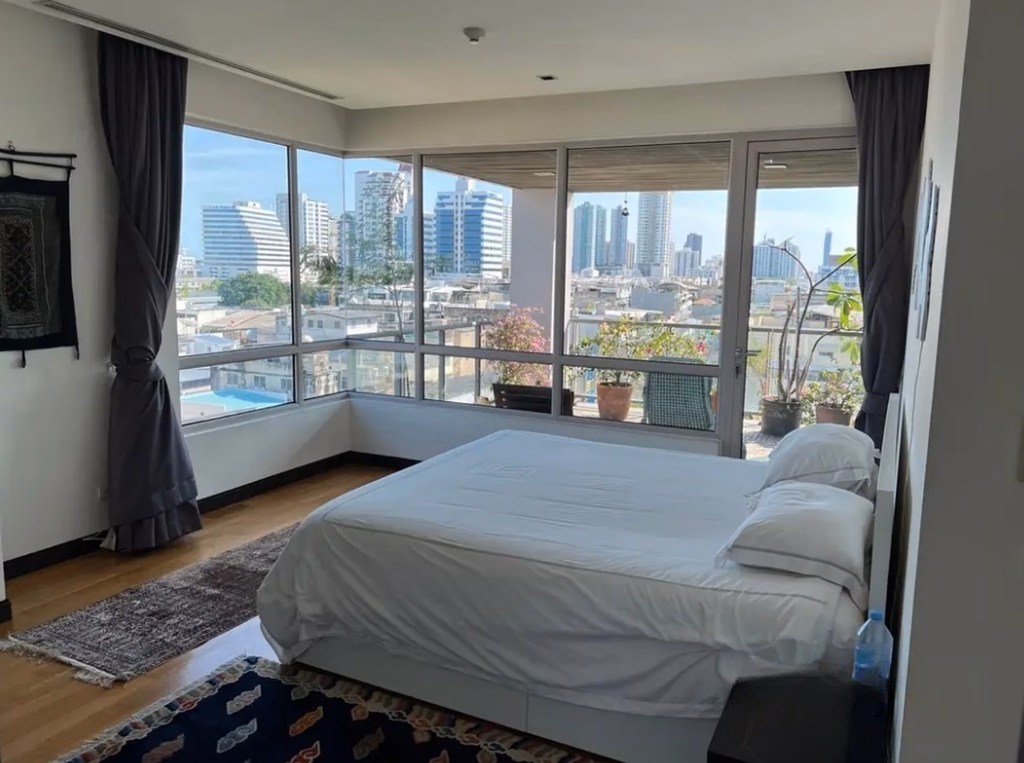 4 Bed Condo for Sale in Yan Nawa - Image 5