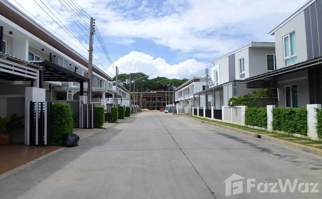 Detached House - Image 32