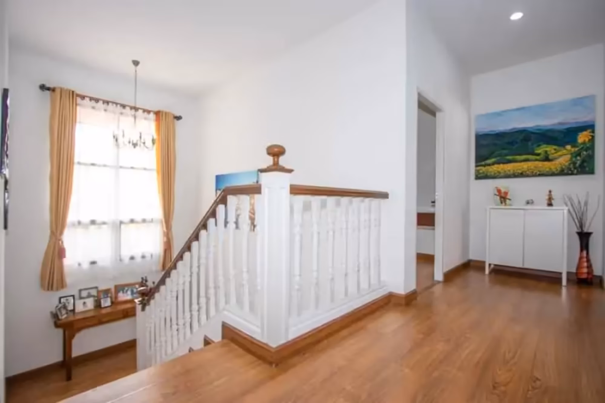 4 Bedroom House - Image 10