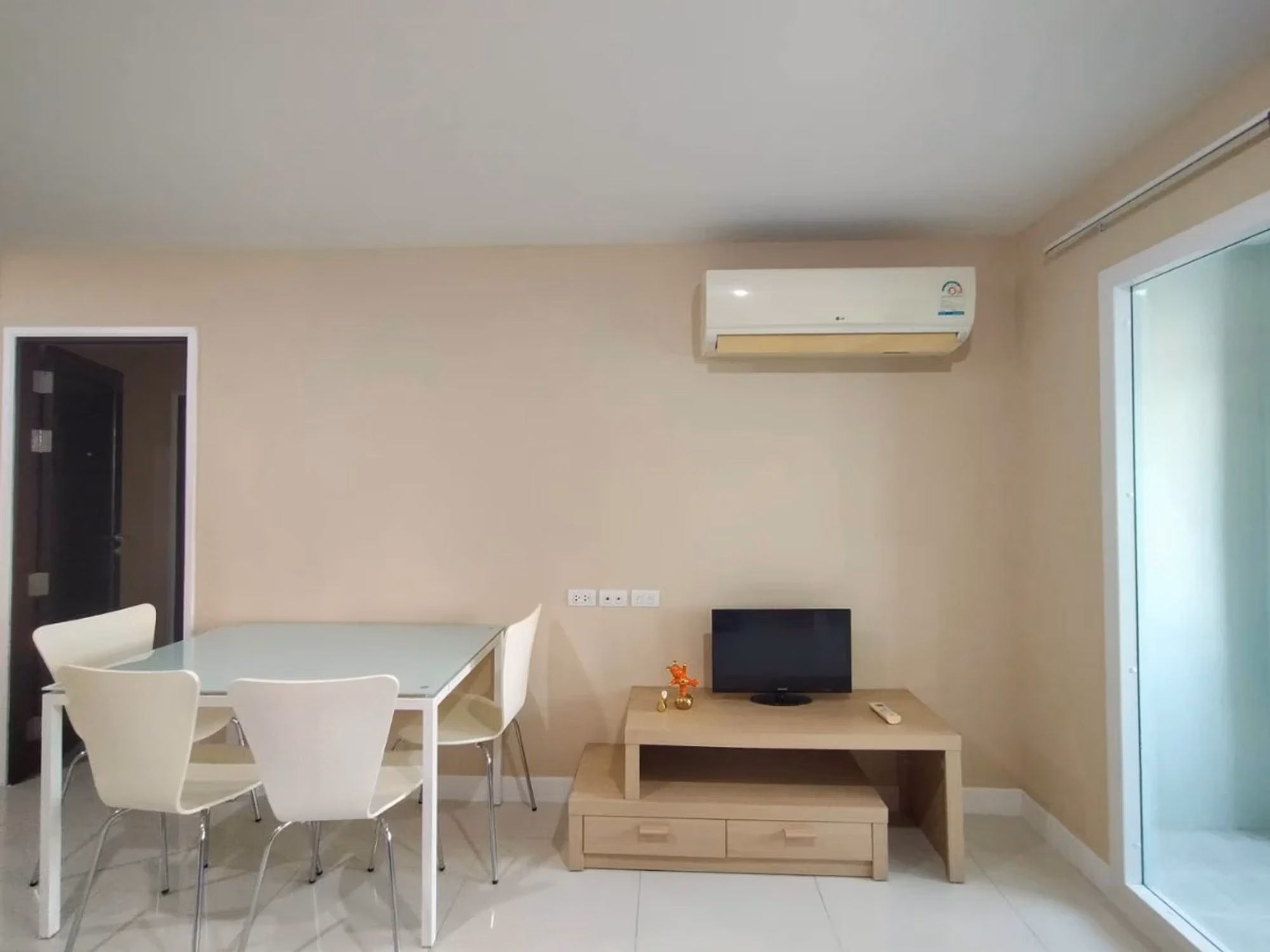 2 Bed Condo for Rent and Sale in Mueang Chiang Mai - Image 17