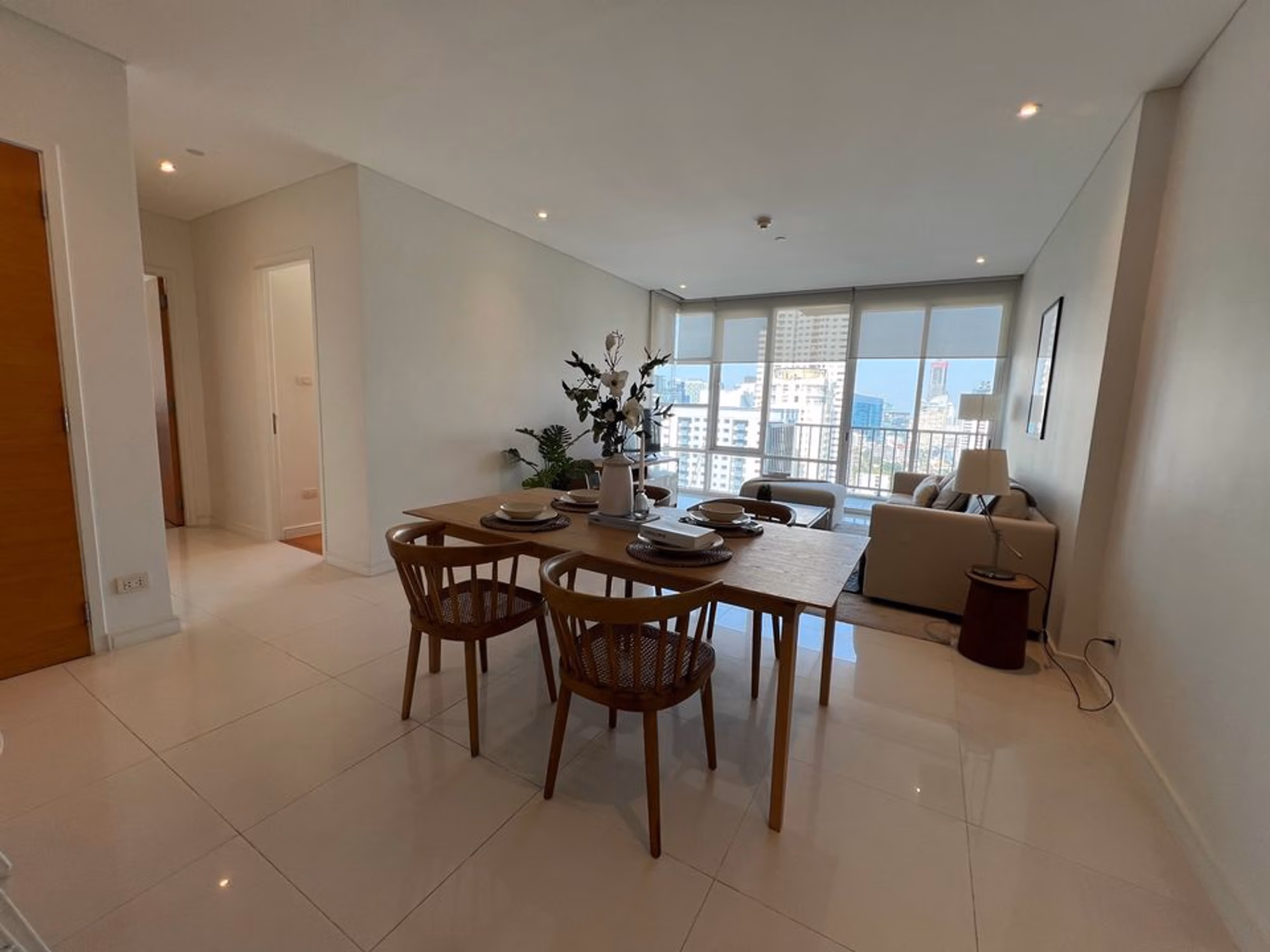 2 Bedroom Condo for Rent at Fullerton Sukhumvit - Image 4