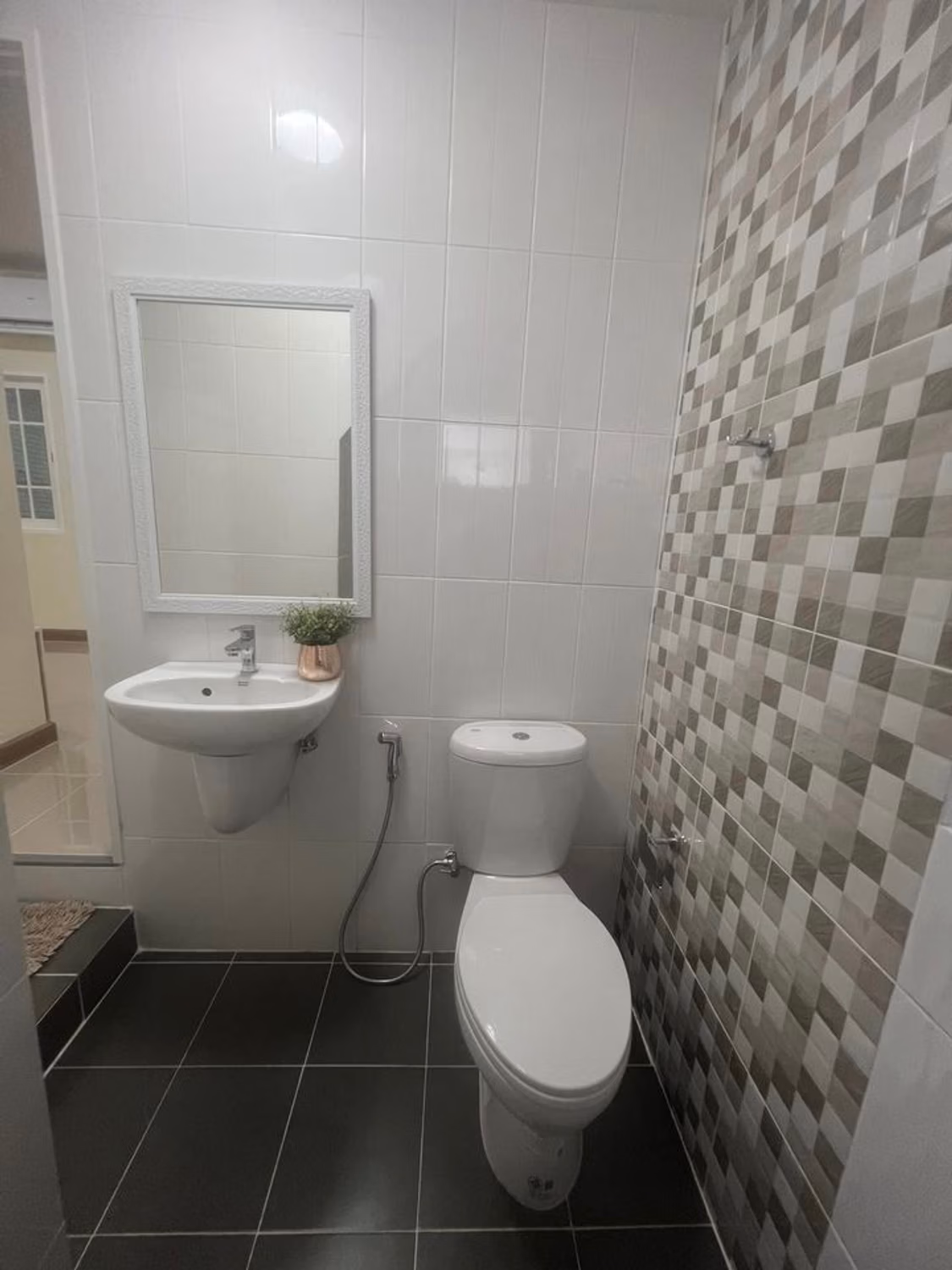 2 Bed Townhouse for Sale in Mueang Chiang Mai - Image 8