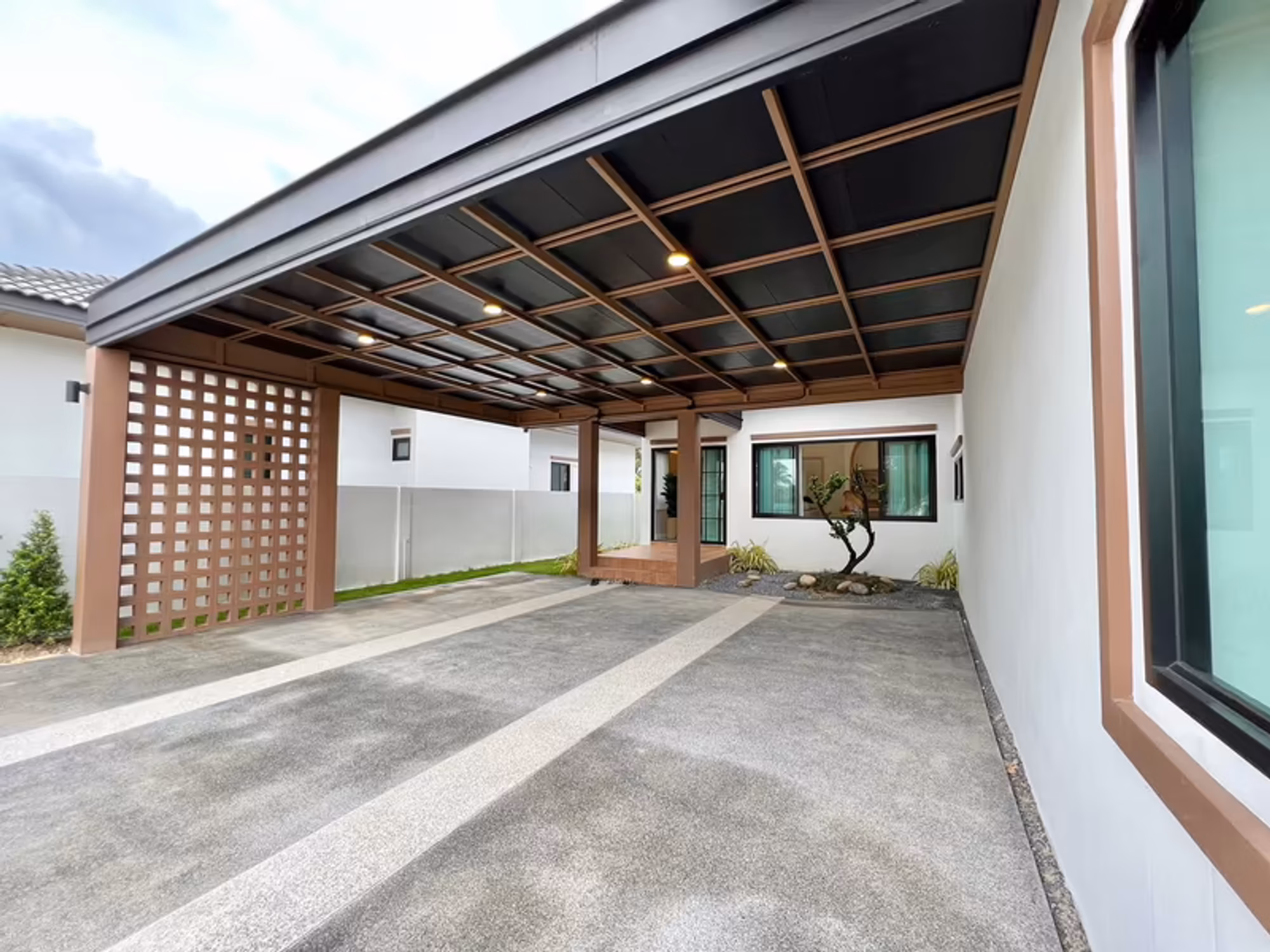 3 Bedroom House - Image 3