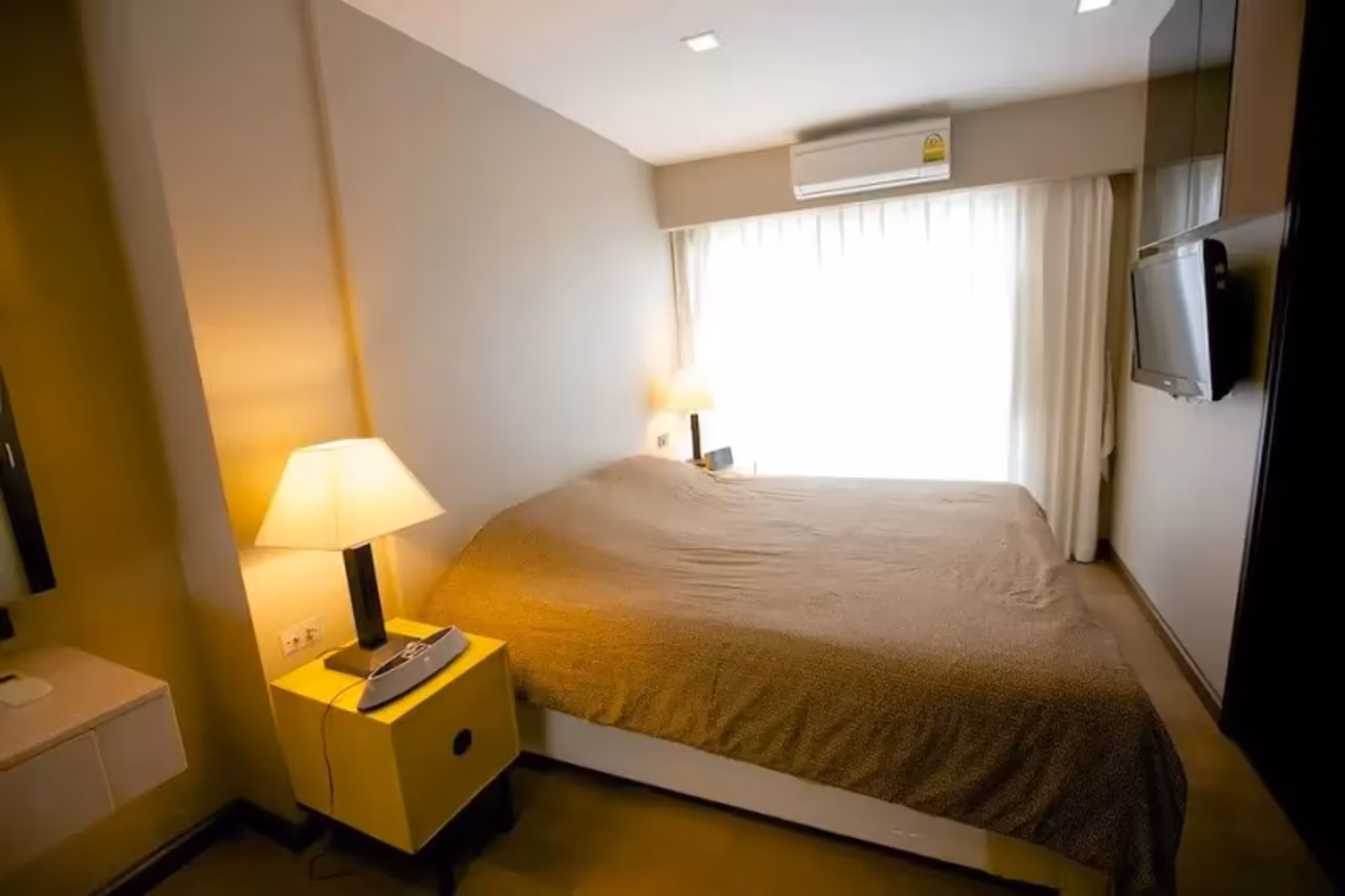 1 Bedroom Condo - Image 7