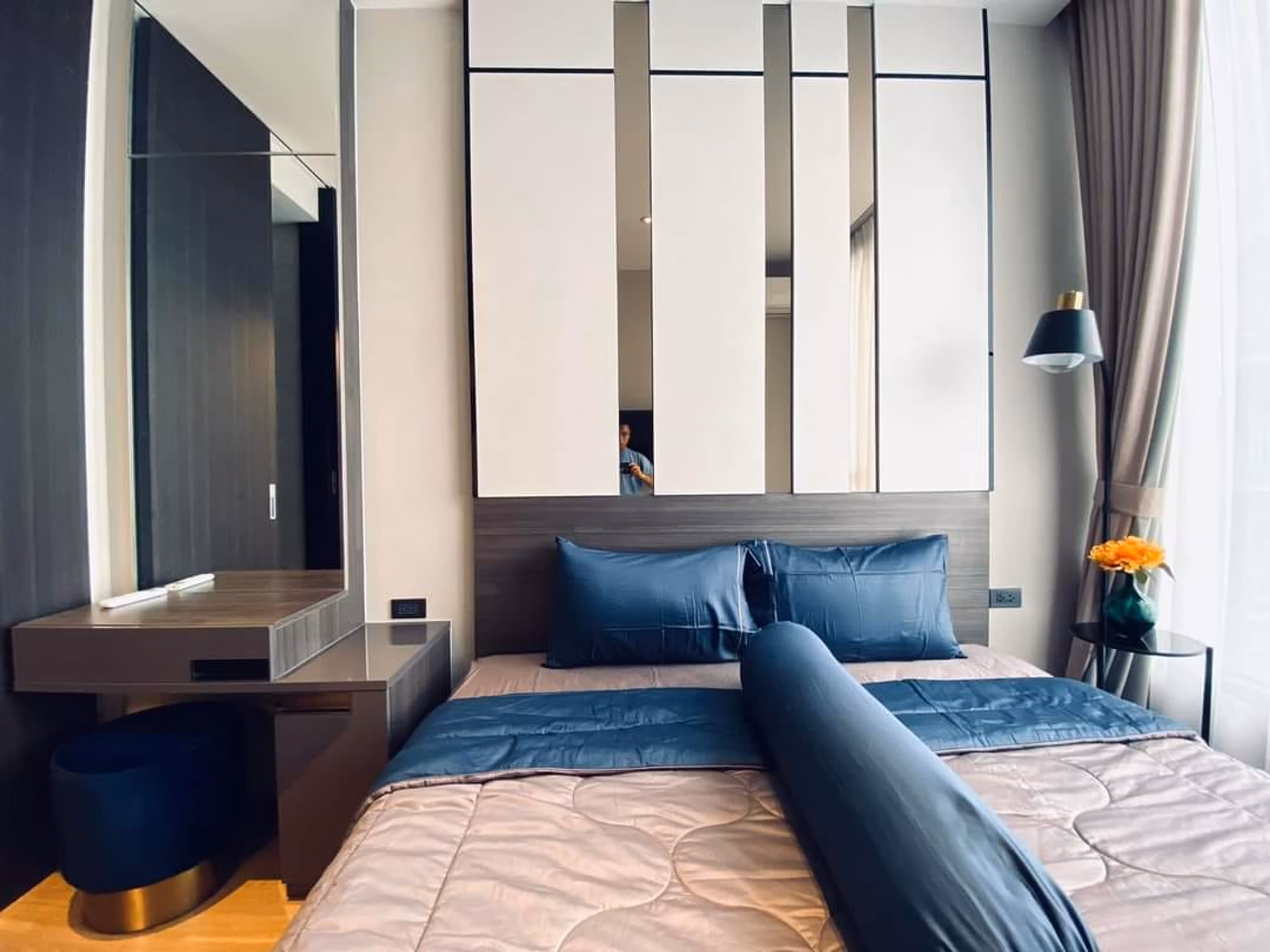 Condo - Image 2