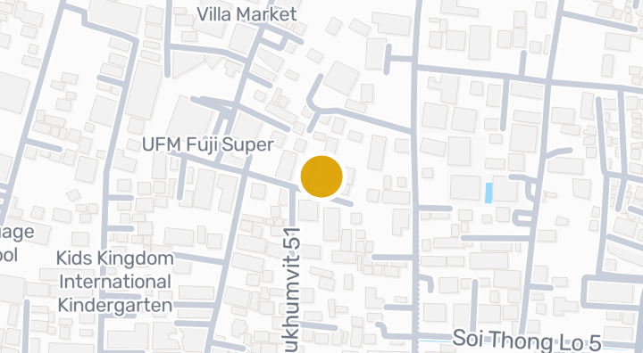 The Crest Sukhumvit 49 Condominium in Khlong Tan Nuea, Vadh